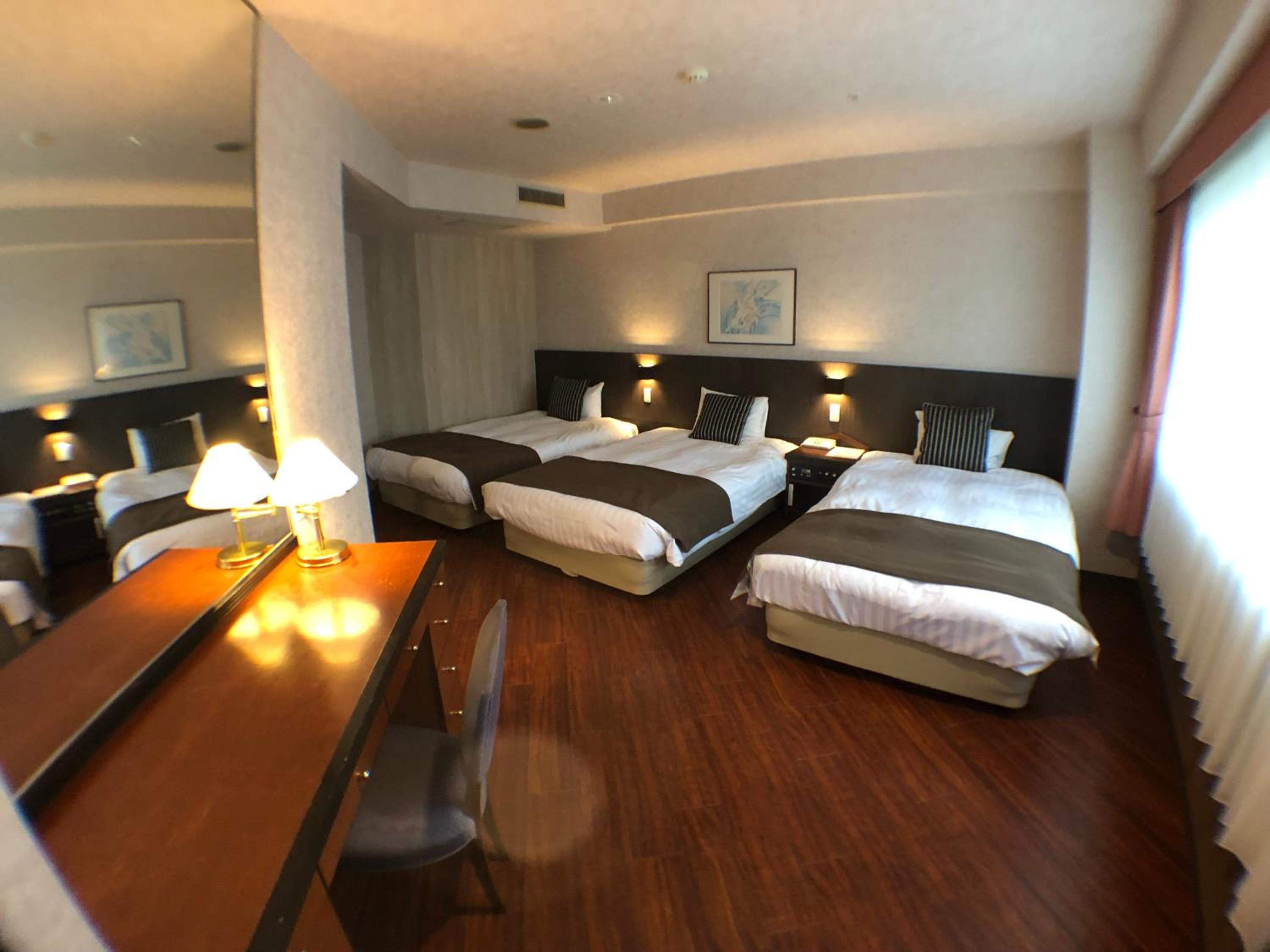 Deluxe Triple Room with Sofa Bed - Non-Smoking   photo 1