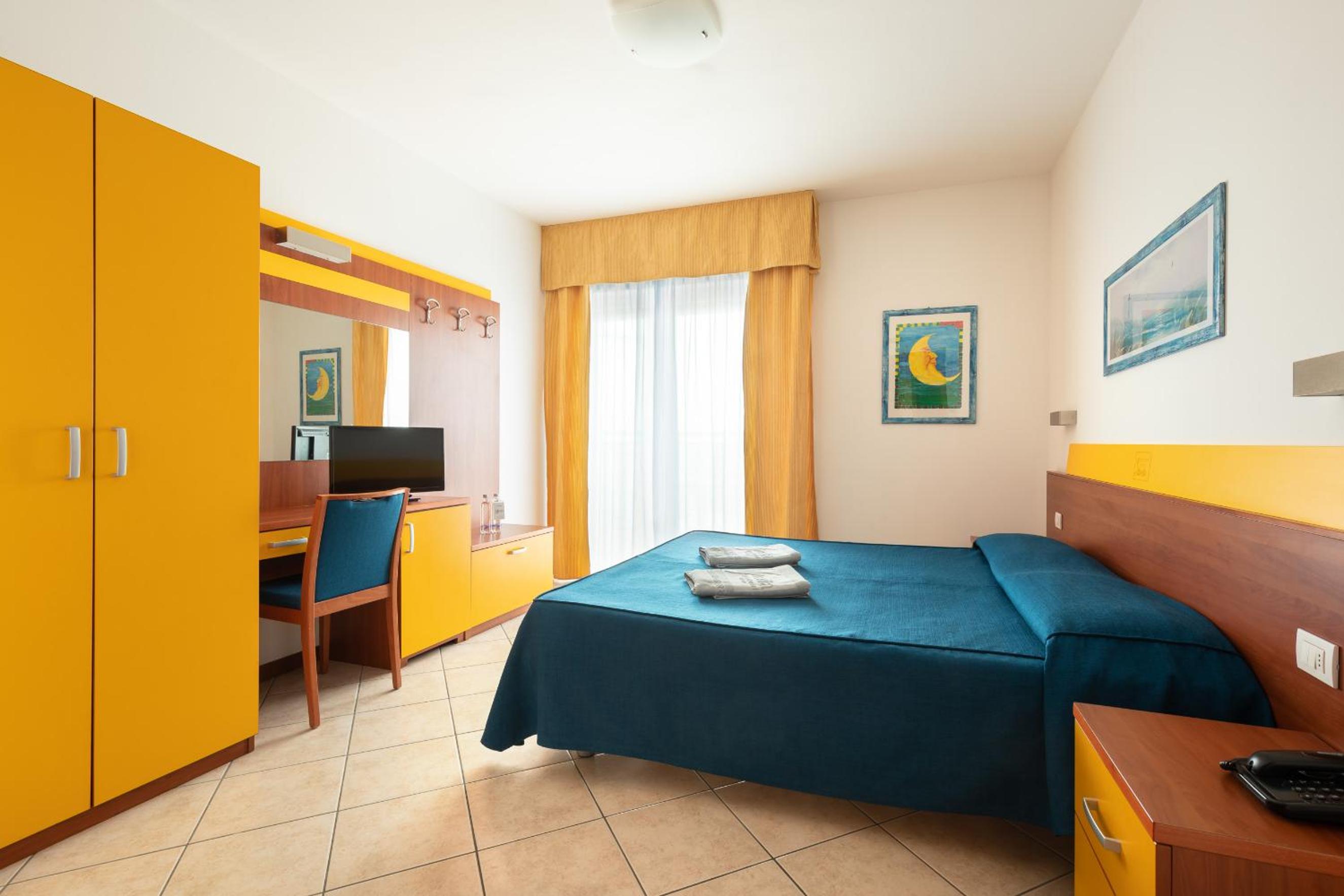 Double or Twin Room with Balcony