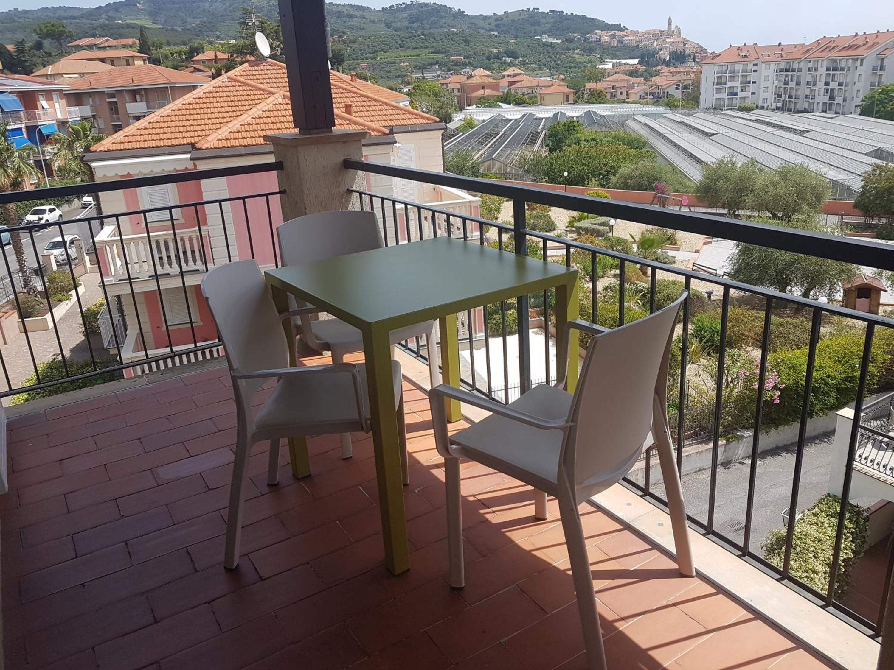 Studio with Terrace photo 3