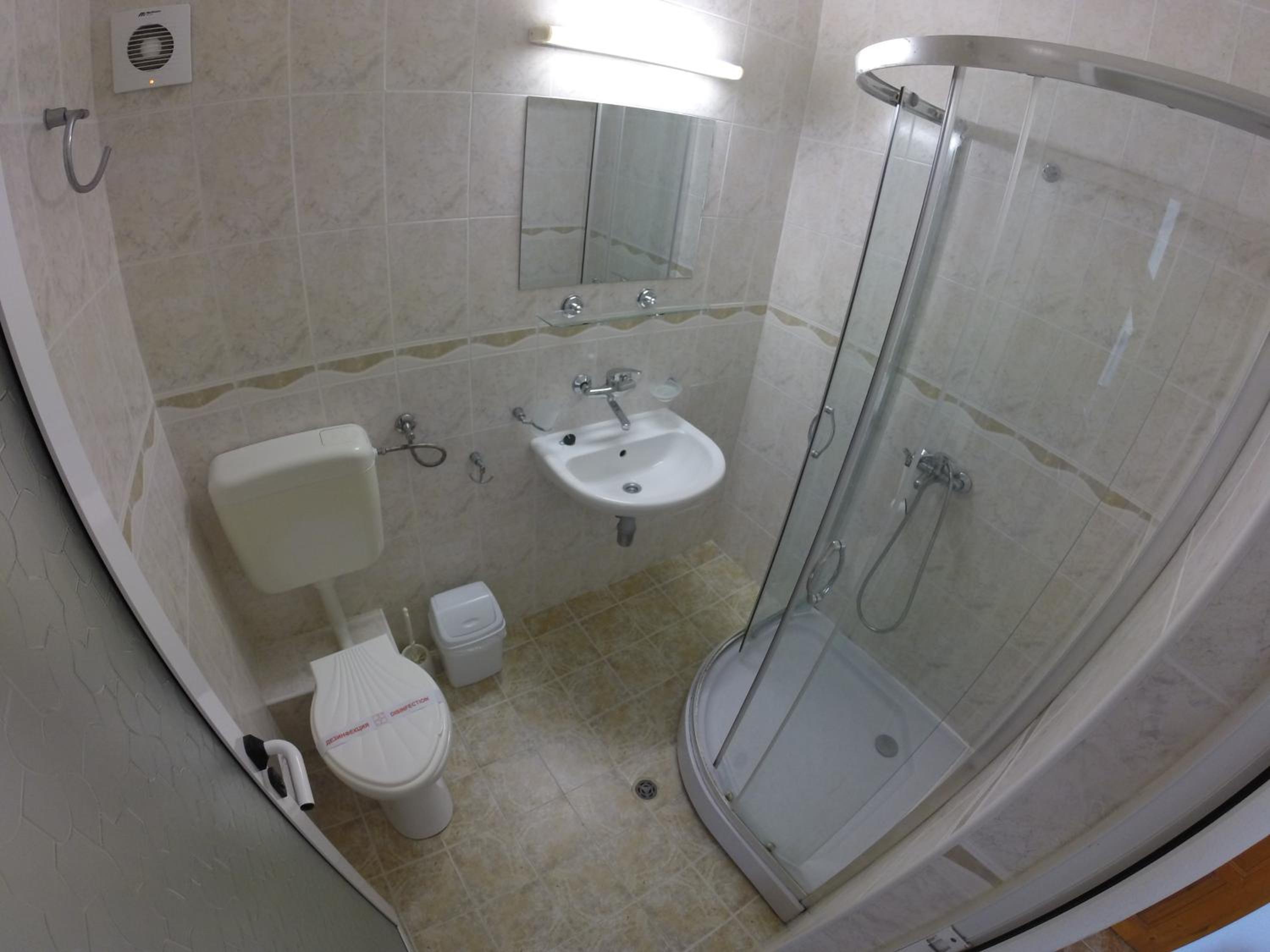 Double or Twin Room with Balcony (2 Adults + 1 Child) photo 3
