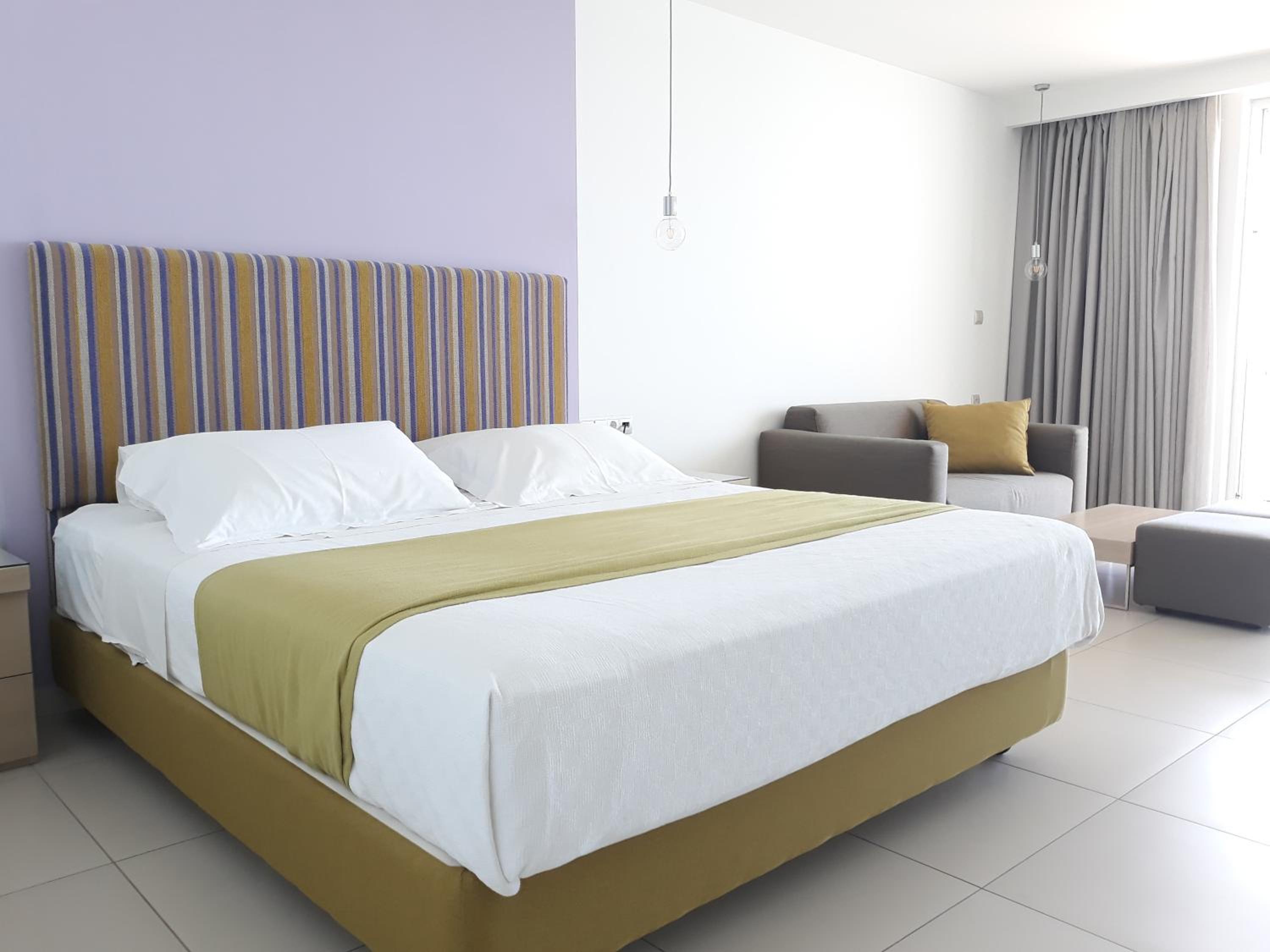 Suite with  Spa Bath and Sea View