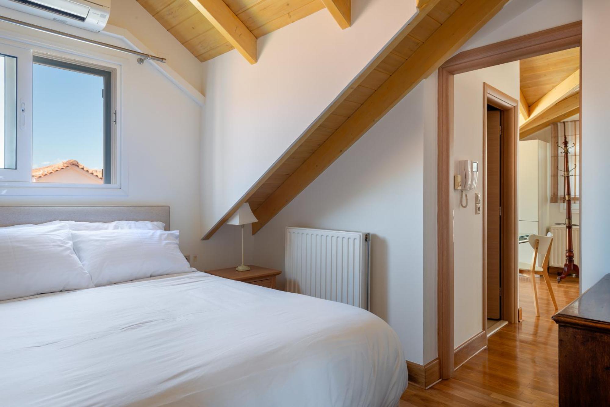 Two-Bedroom Apartment - Photo 12