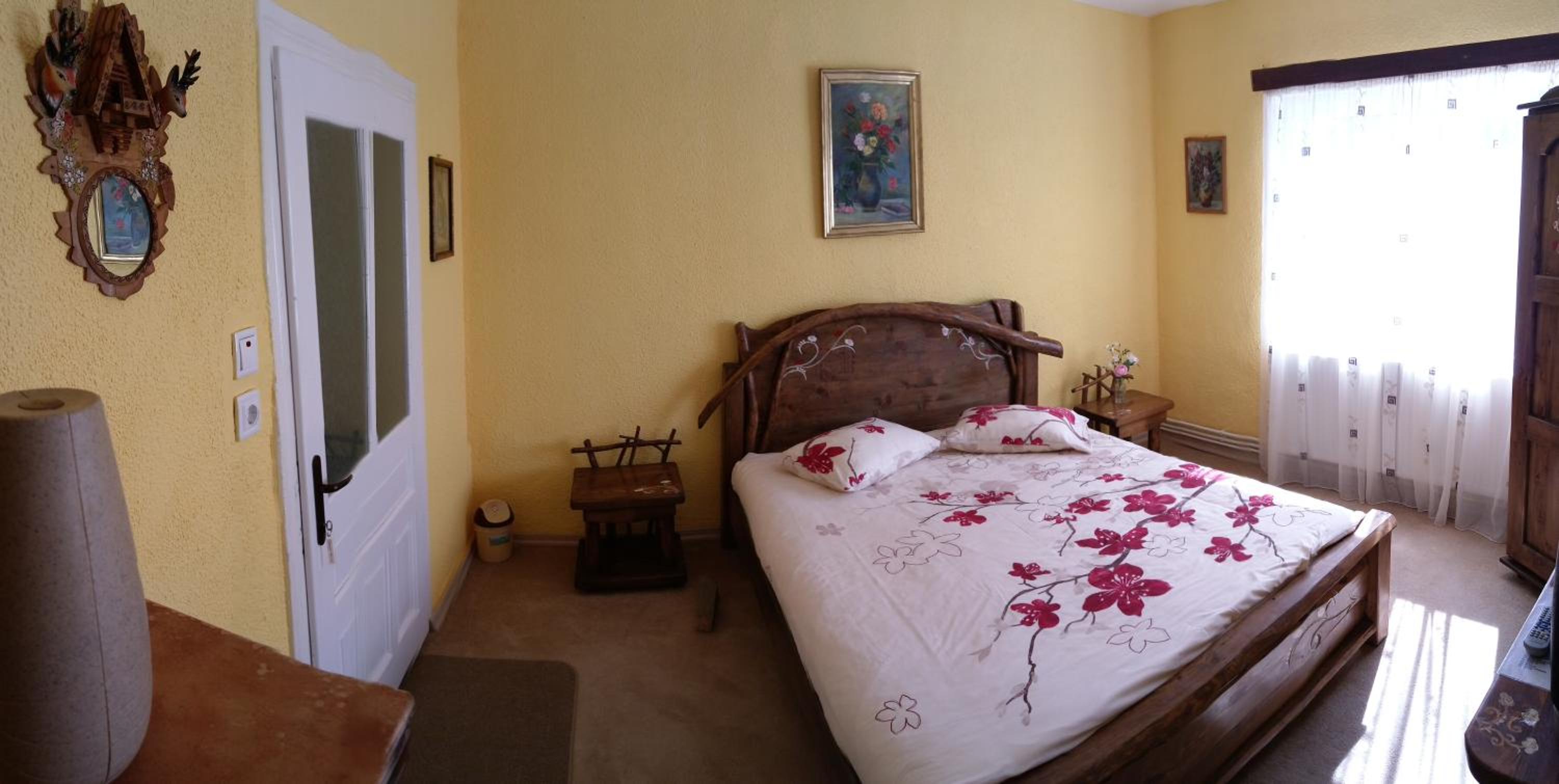 Standard Double Room with Shared Bathroom photo 2