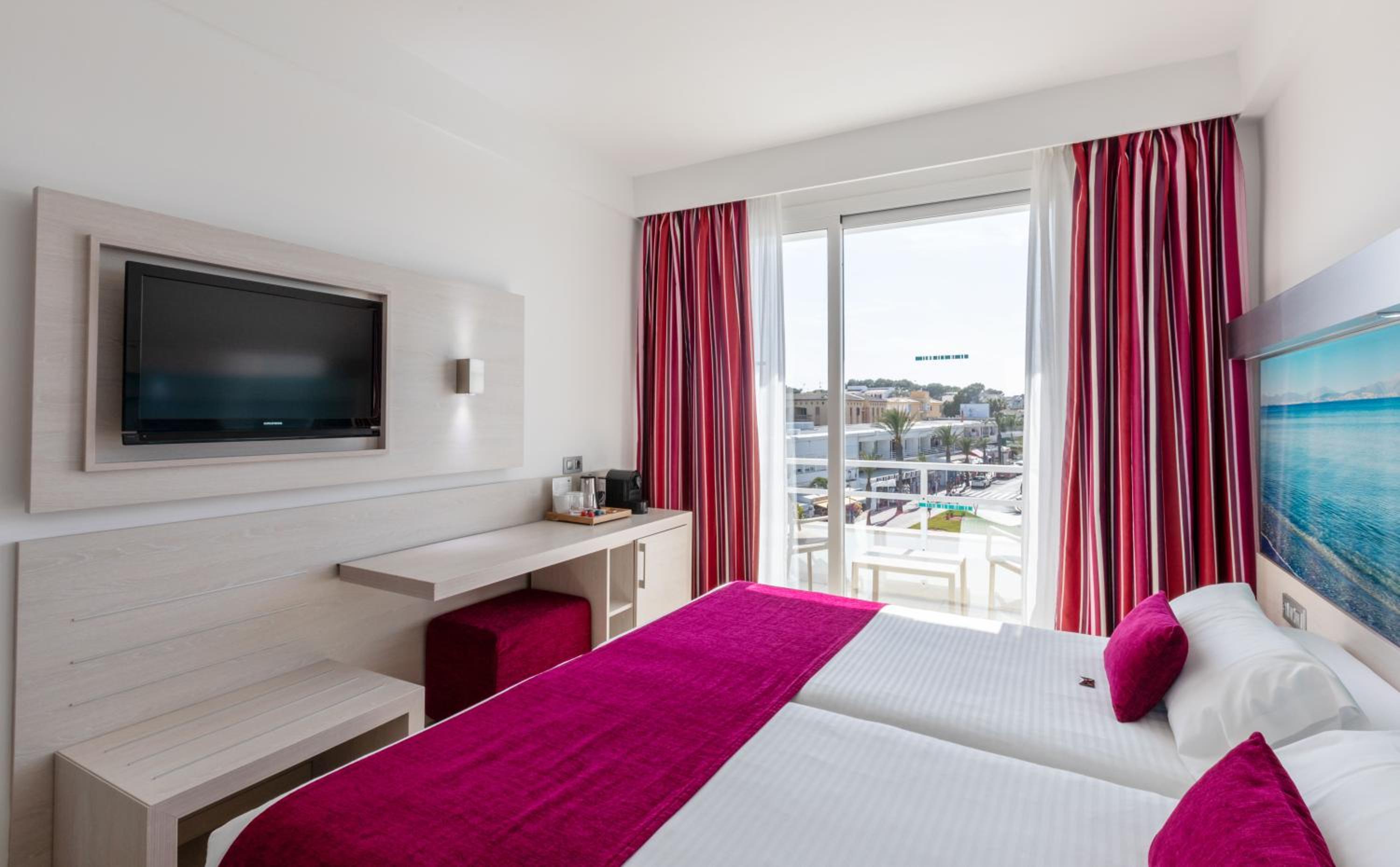 Double Room - Photo 2