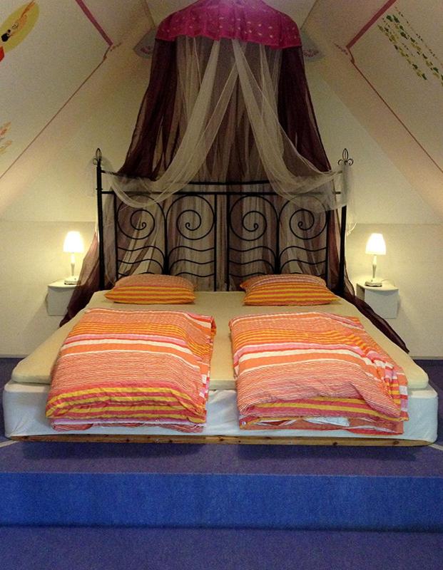 Double or Twin Room with Private Bathroom photo 1