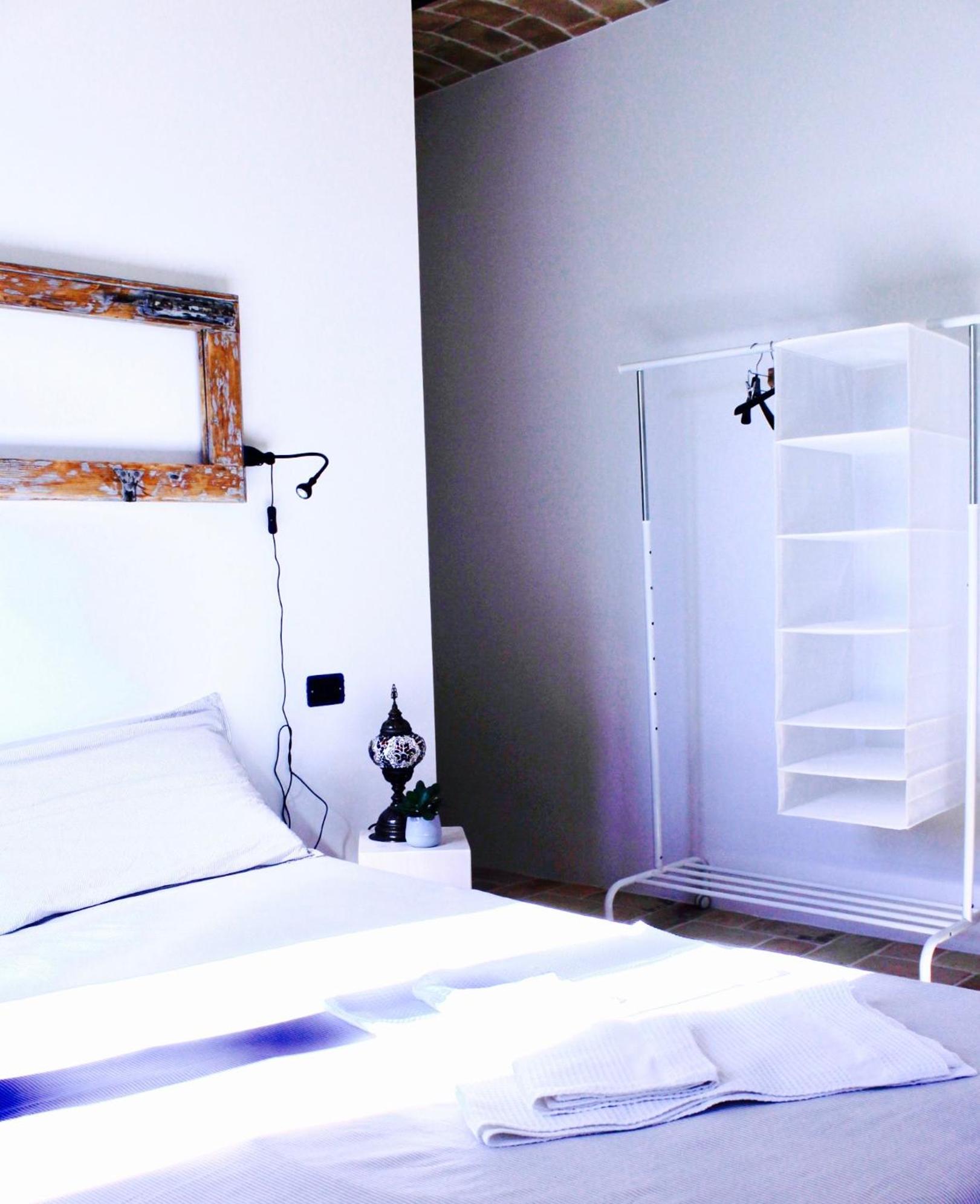 Double Room with Private Bathroom - Photo 1