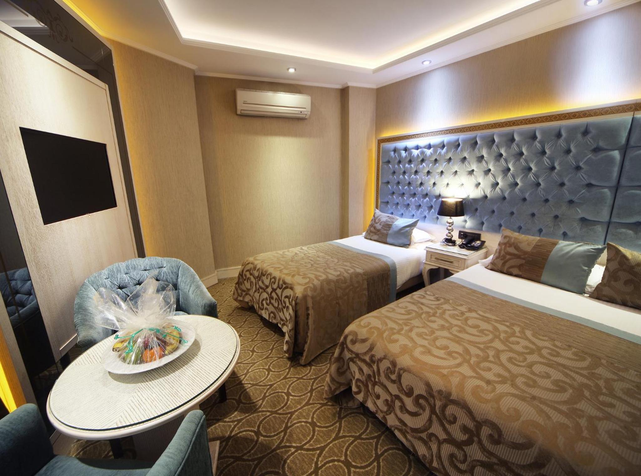 Standard Triple Room photo 2