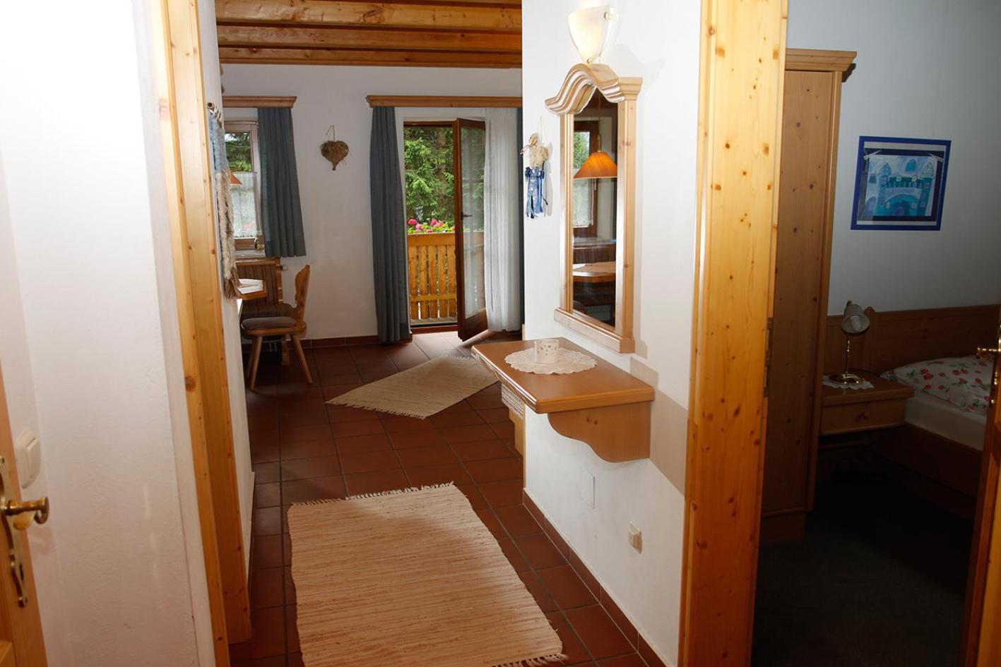 Apartment with Bathroom photo 1