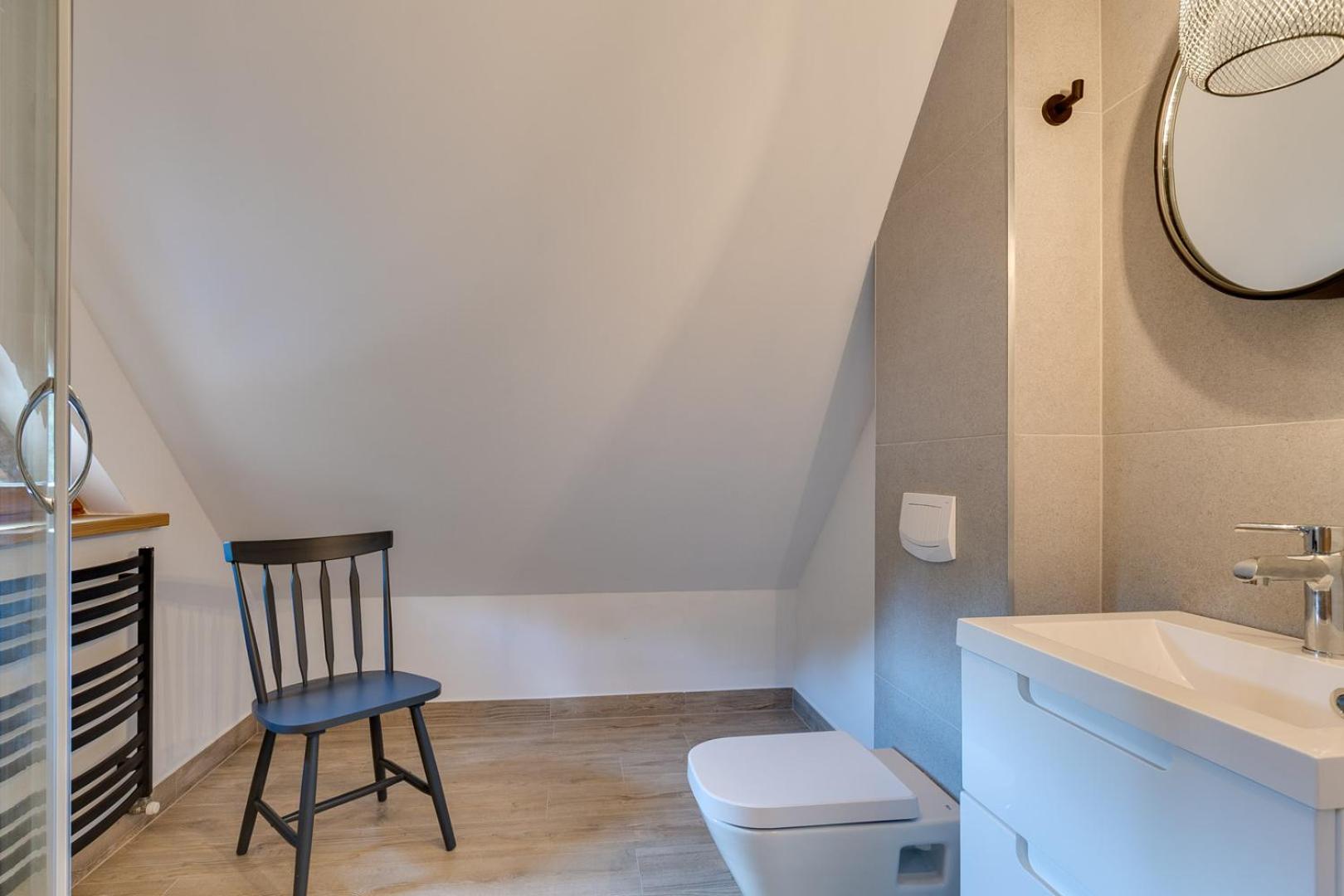 Quadruple Room with Private Bathroom photo 1