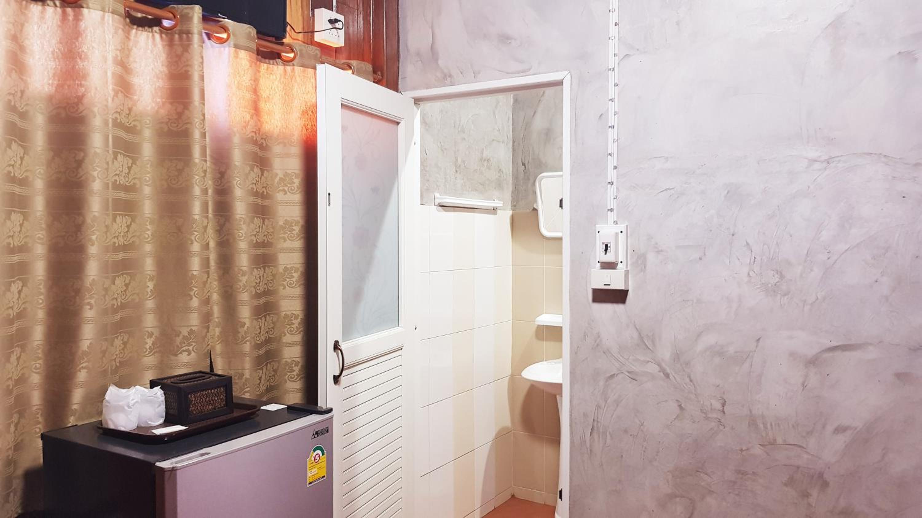 Superior Triple Room photo 3