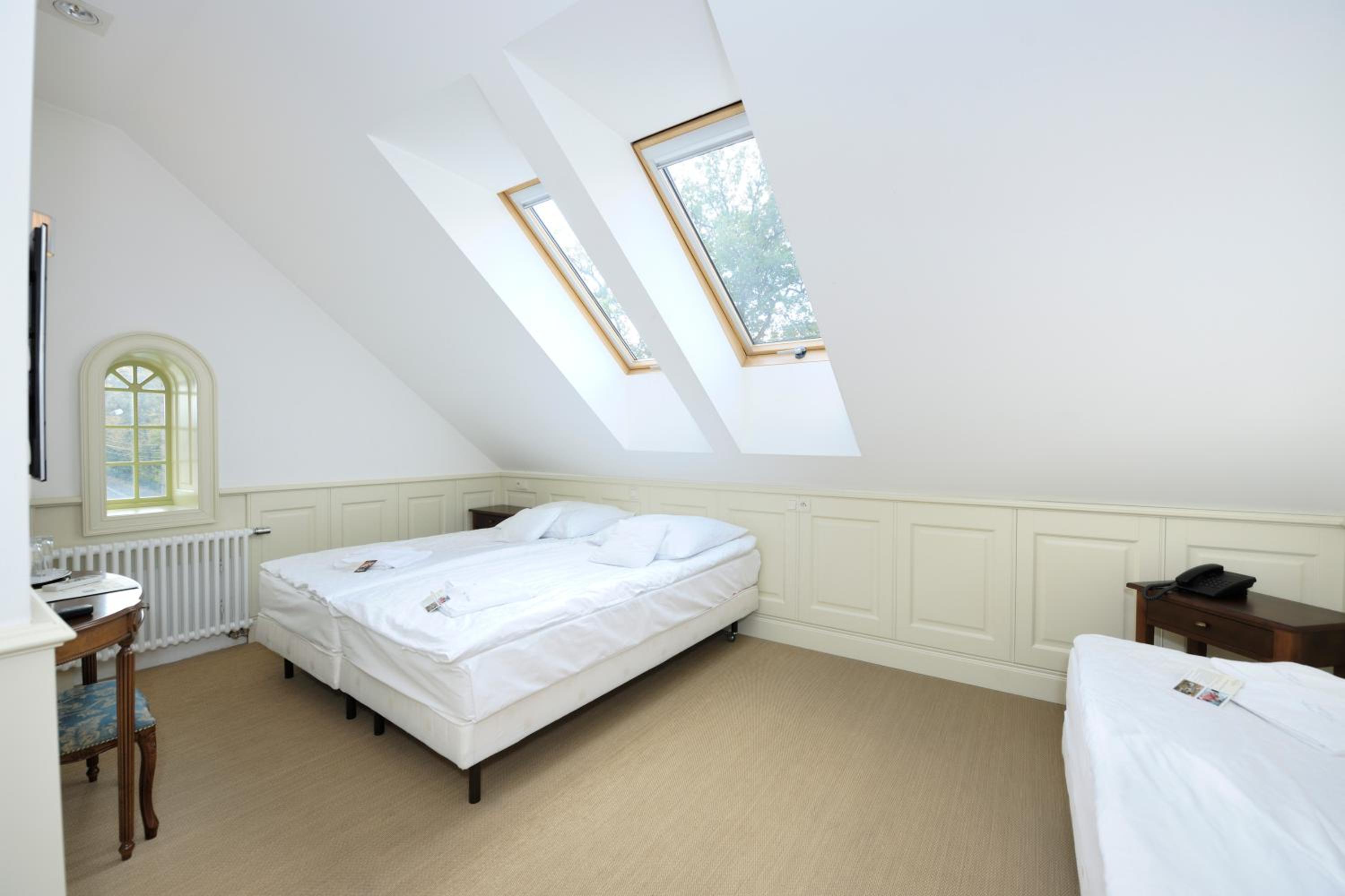Standard Twin Room photo 2