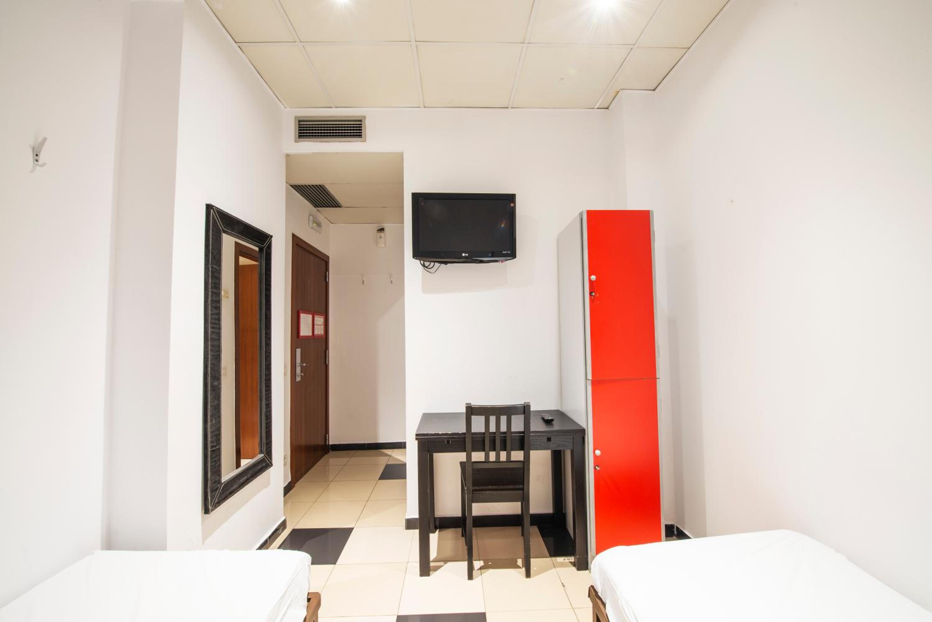 Habitación Doble con Baño Privado