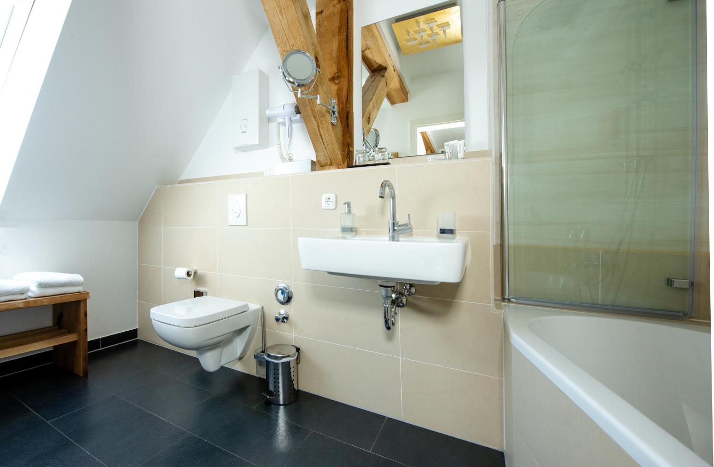 Deluxe Double Room - Photo 5