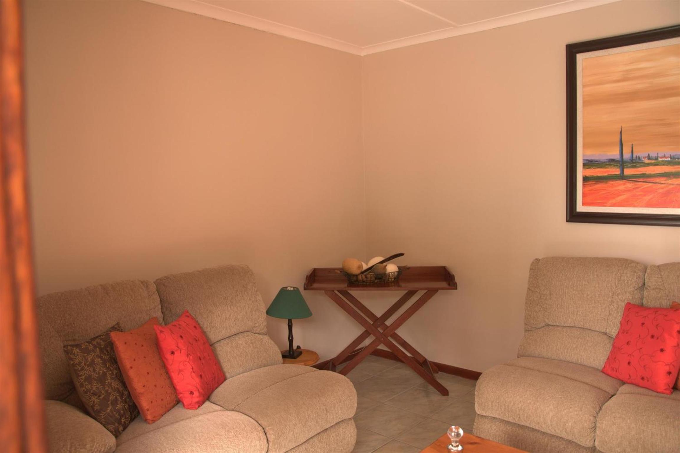 Standard Queen Room - Photo 4