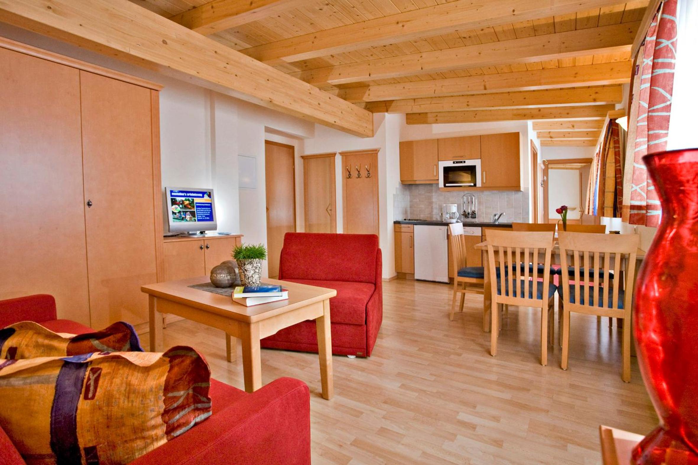 Apartment photo 2