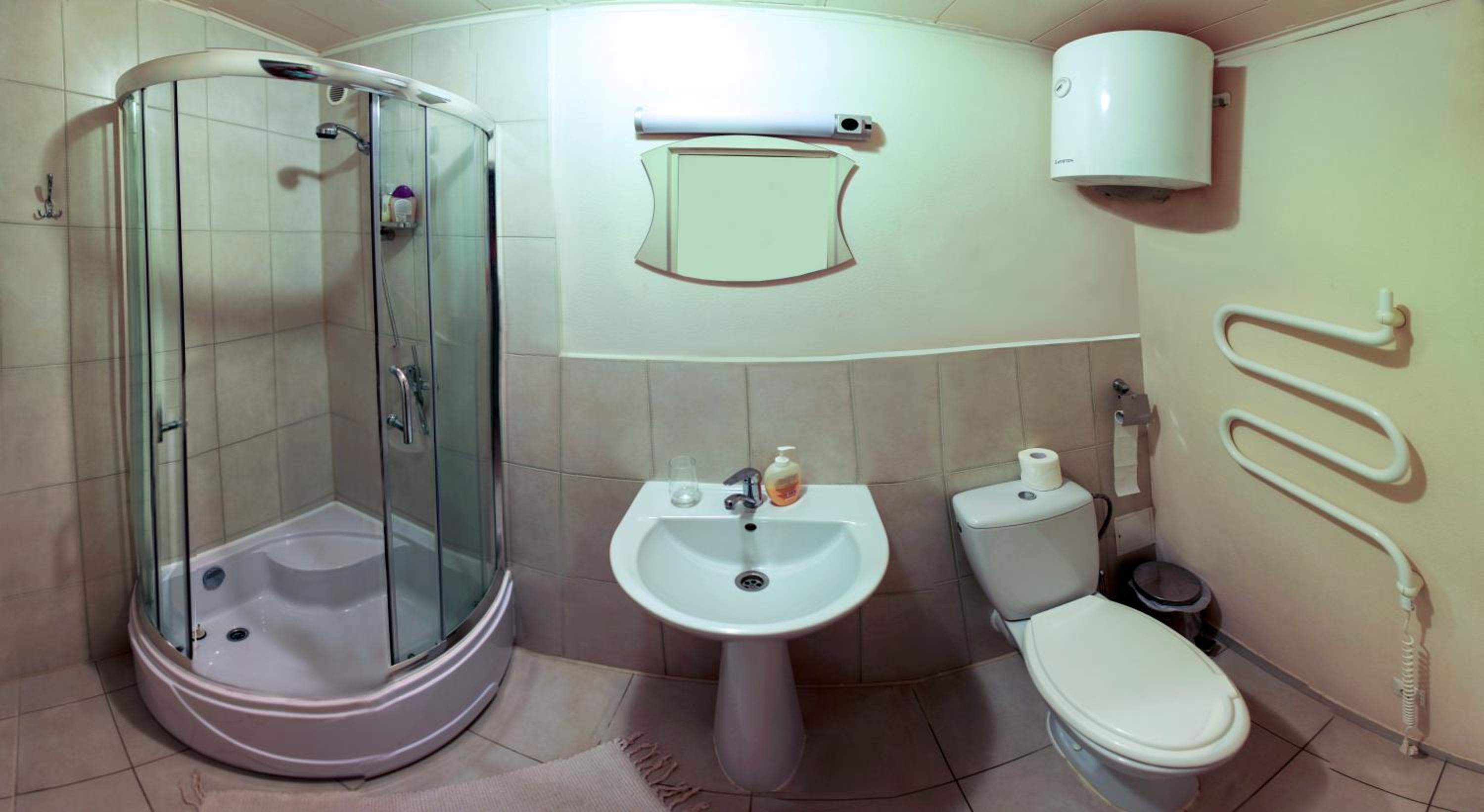 Double or Twin Room with Private External Bathroom photo 3