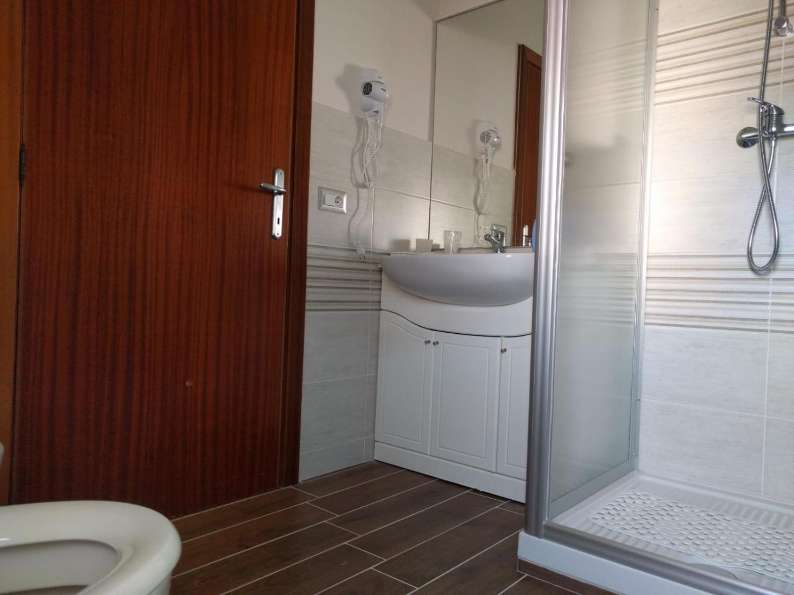 Standard Triple Room with Sea View photo 2