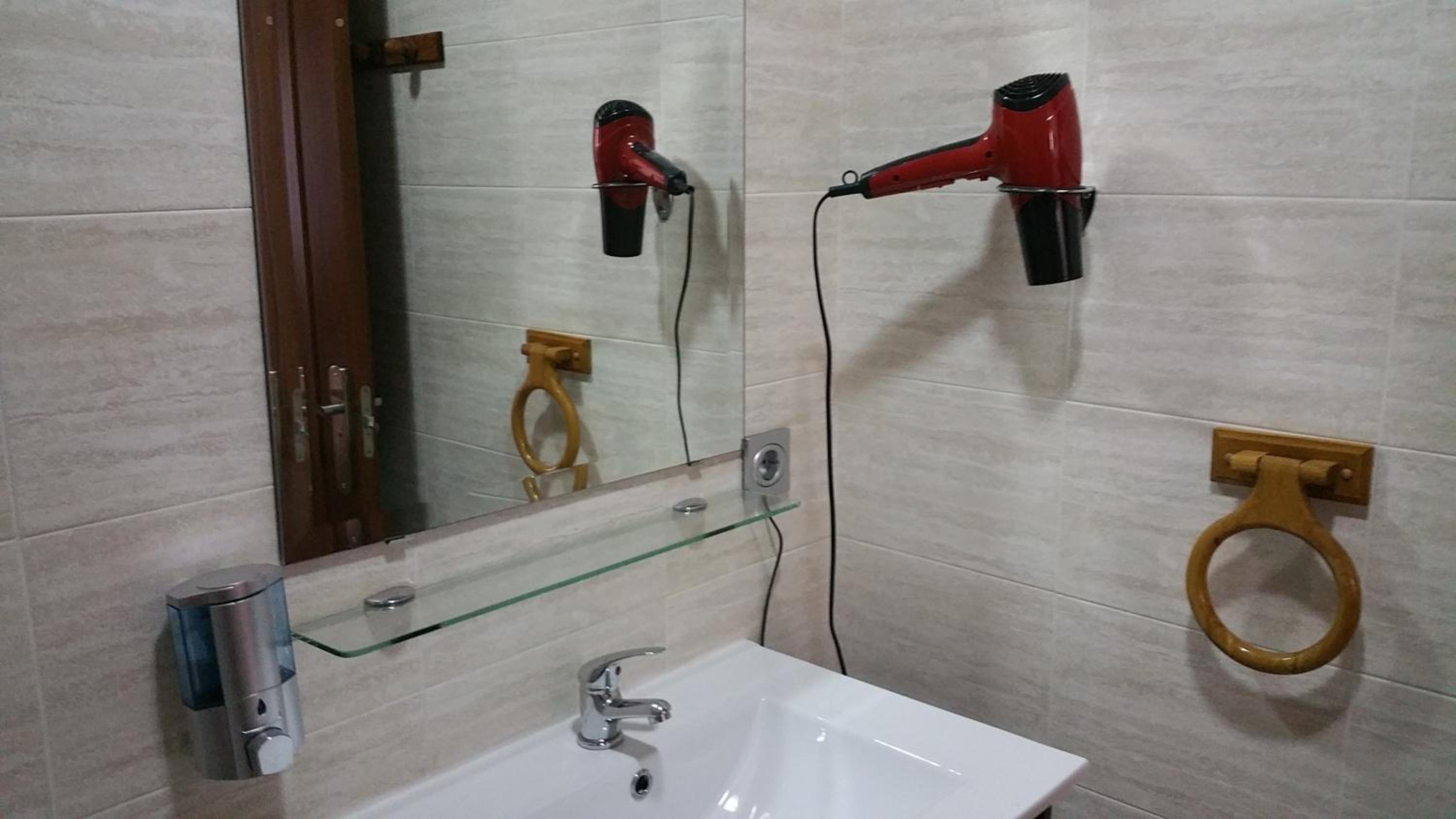 Budget Double Room photo 2