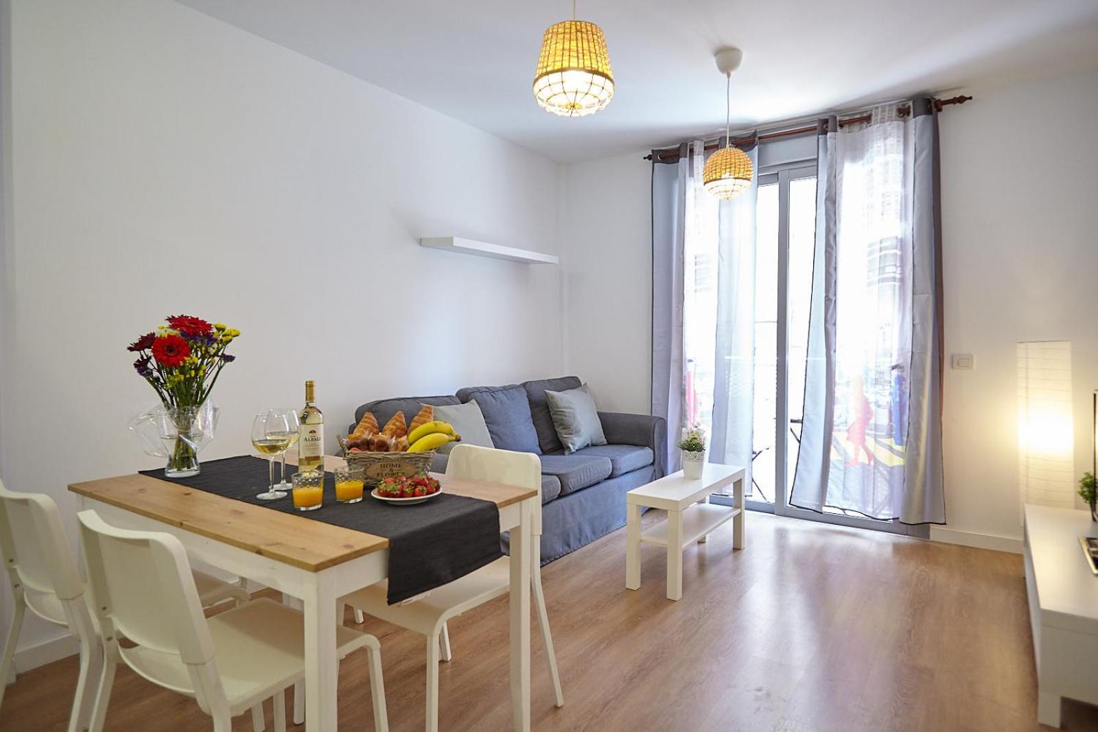 Three-Bedroom Apartment - Photo 6