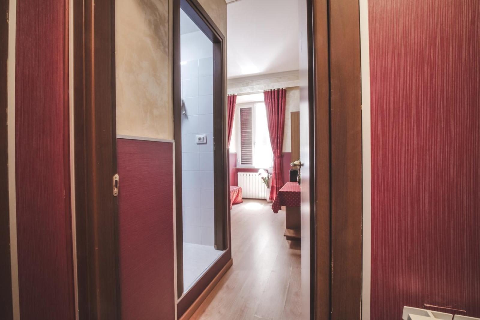 Triple Room With Private Bathroom