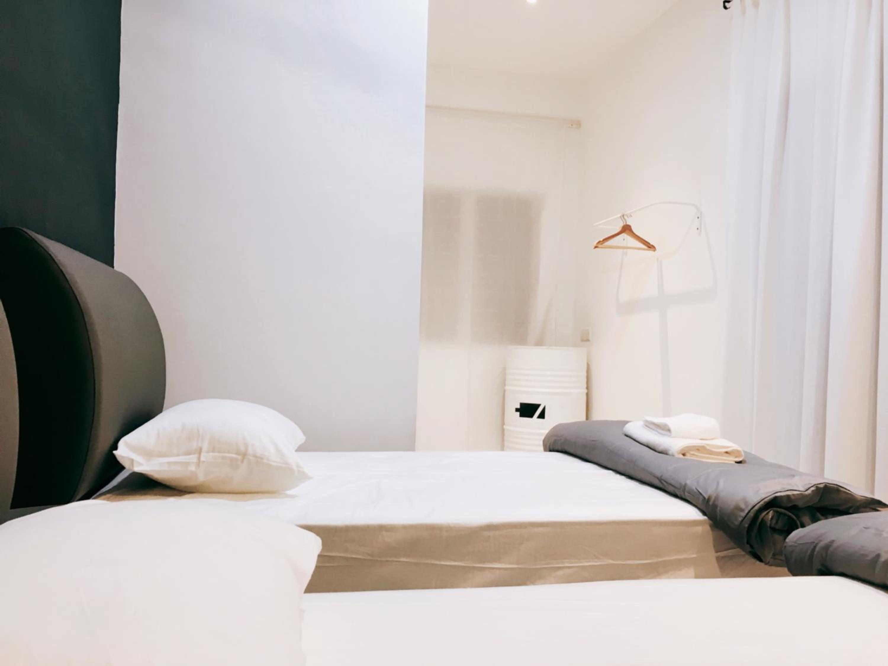Deluxe Double or Twin Room with Balcony photo 3