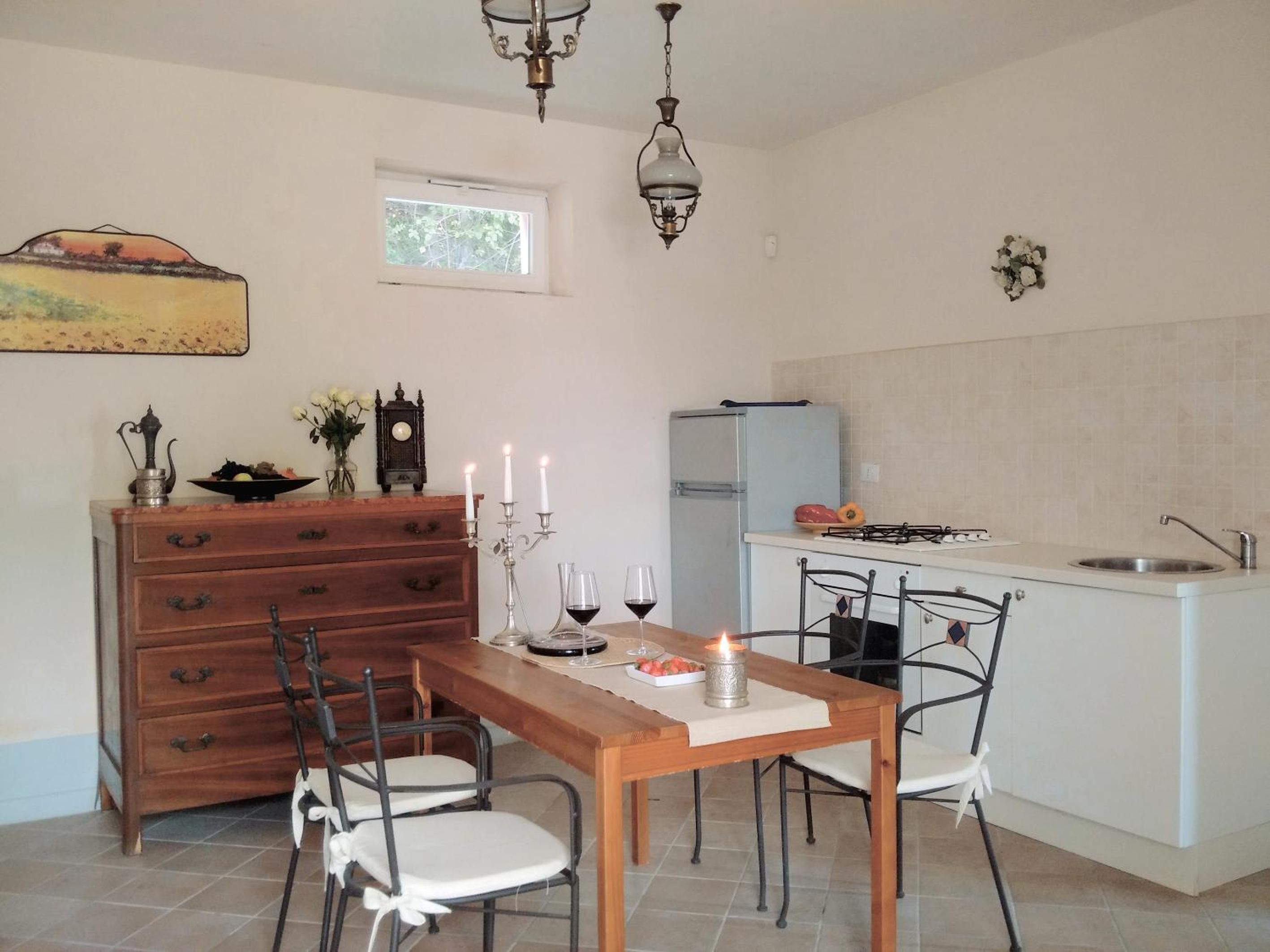 One-Bedroom House photo 2