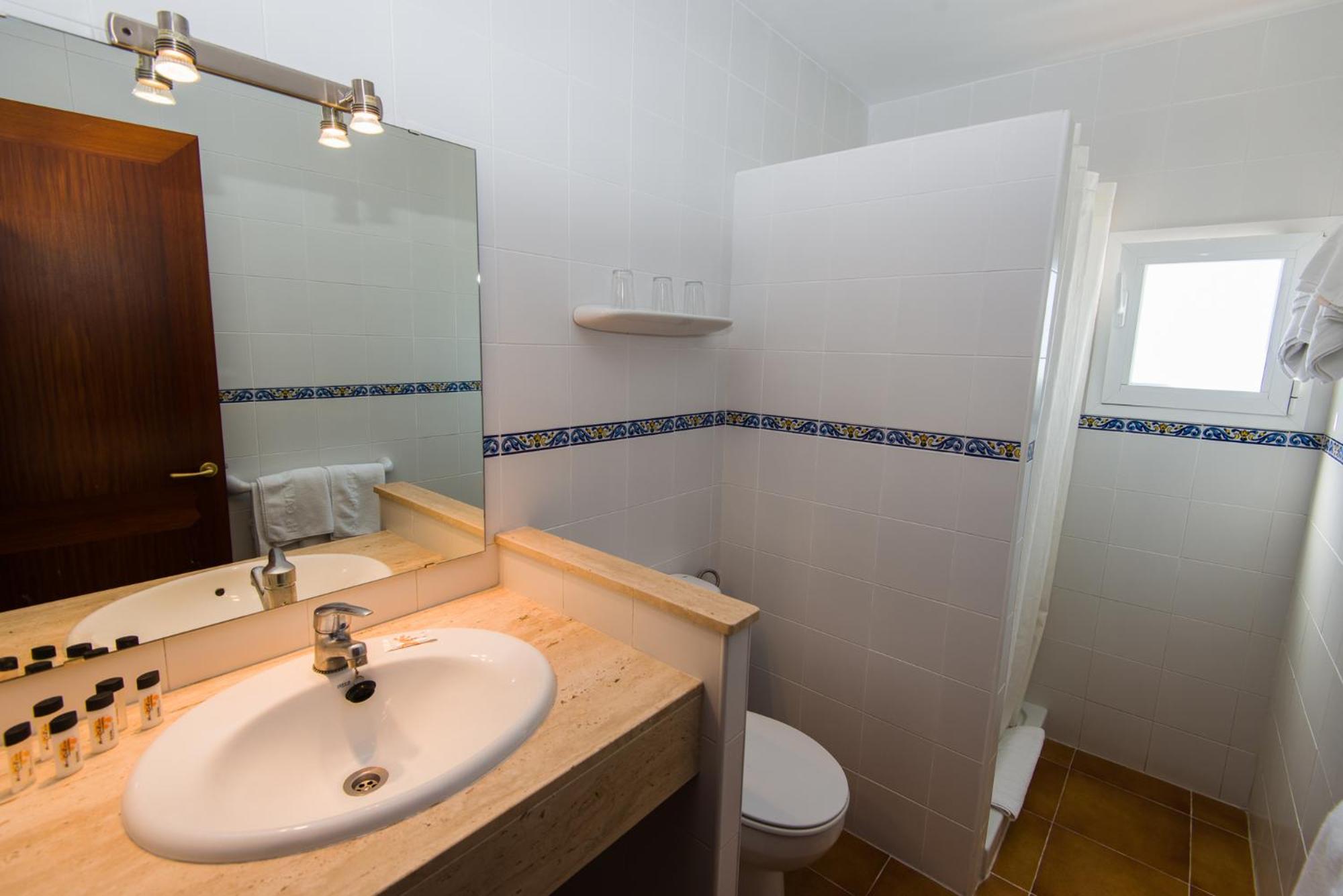 Double Room with Sea View photo 2