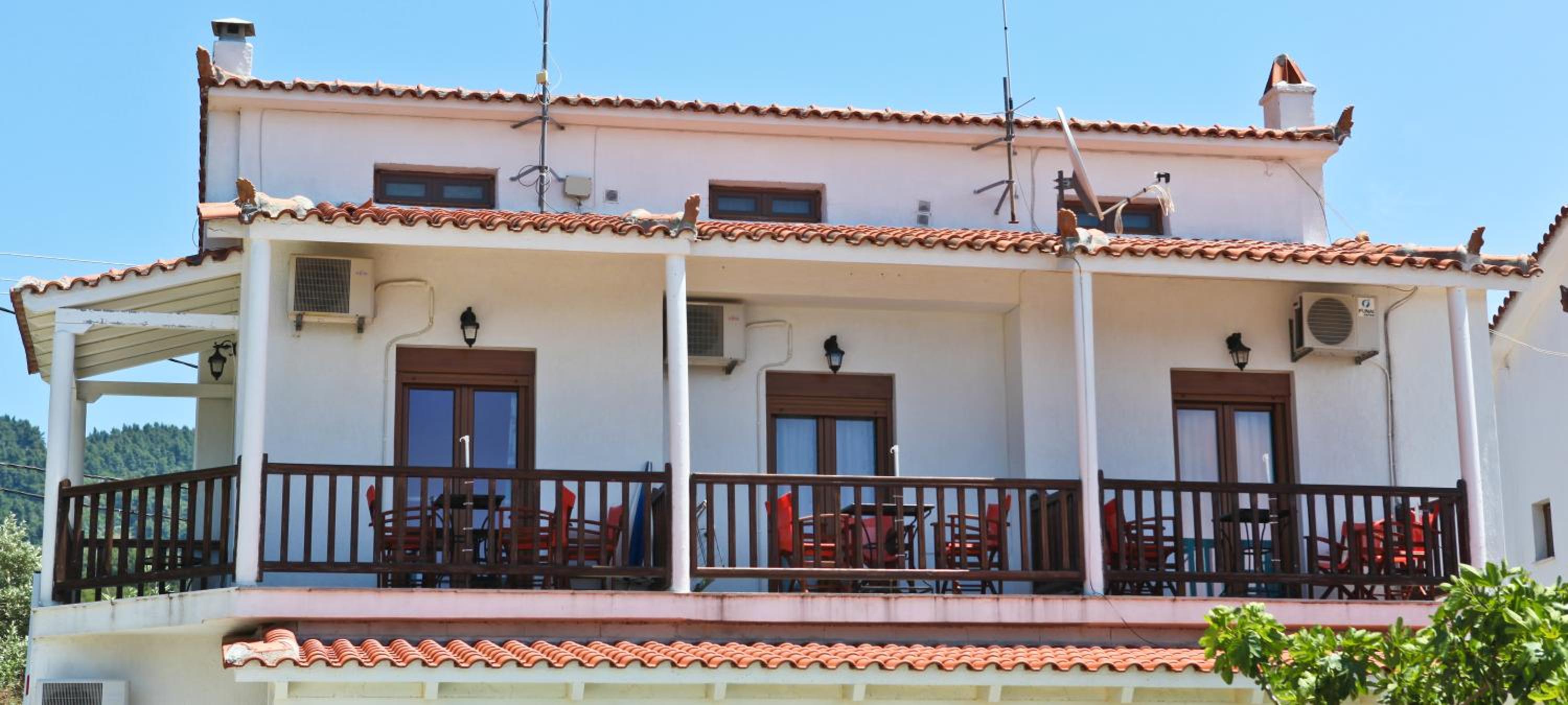 Apartment - Split Level photo 3