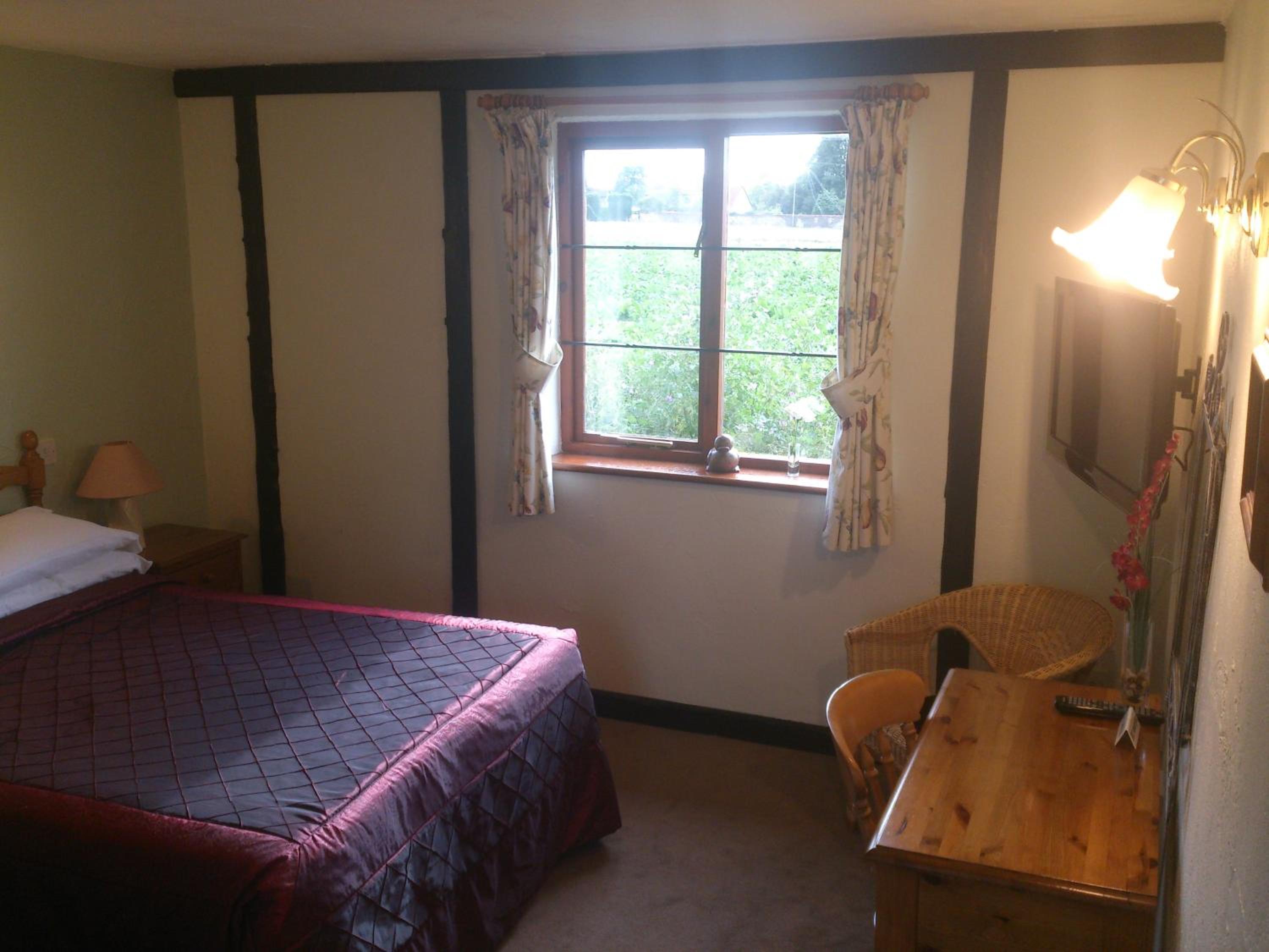 Double Room - Photo 2