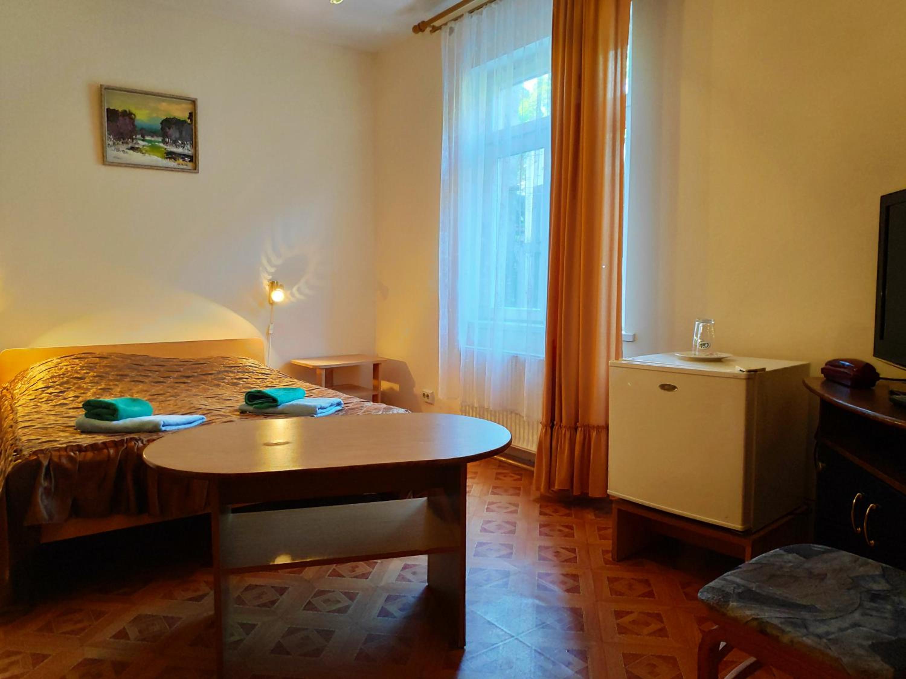 Economy Double Room - Photo 6