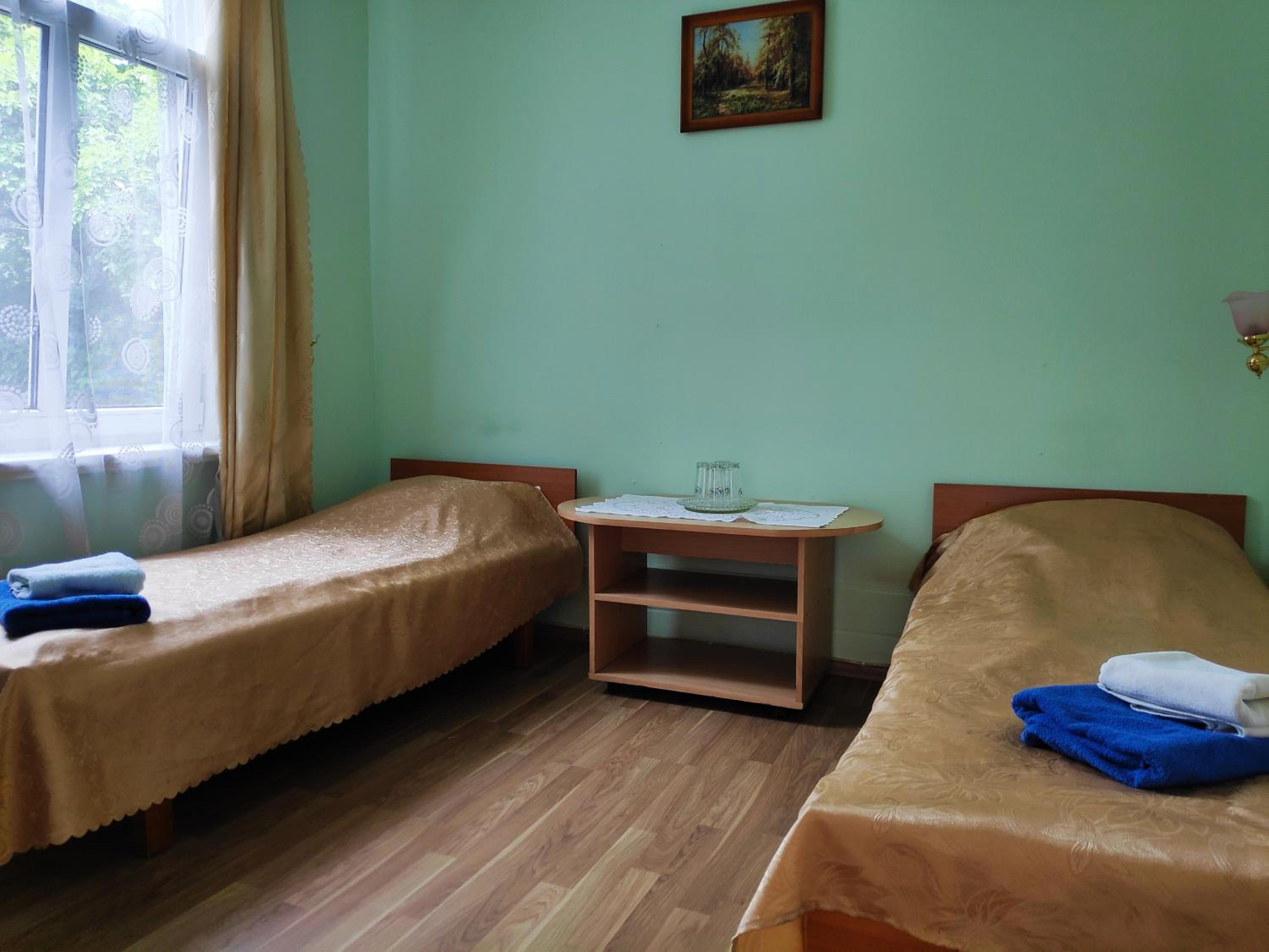 Two bedroom Quadruple - Photo 1