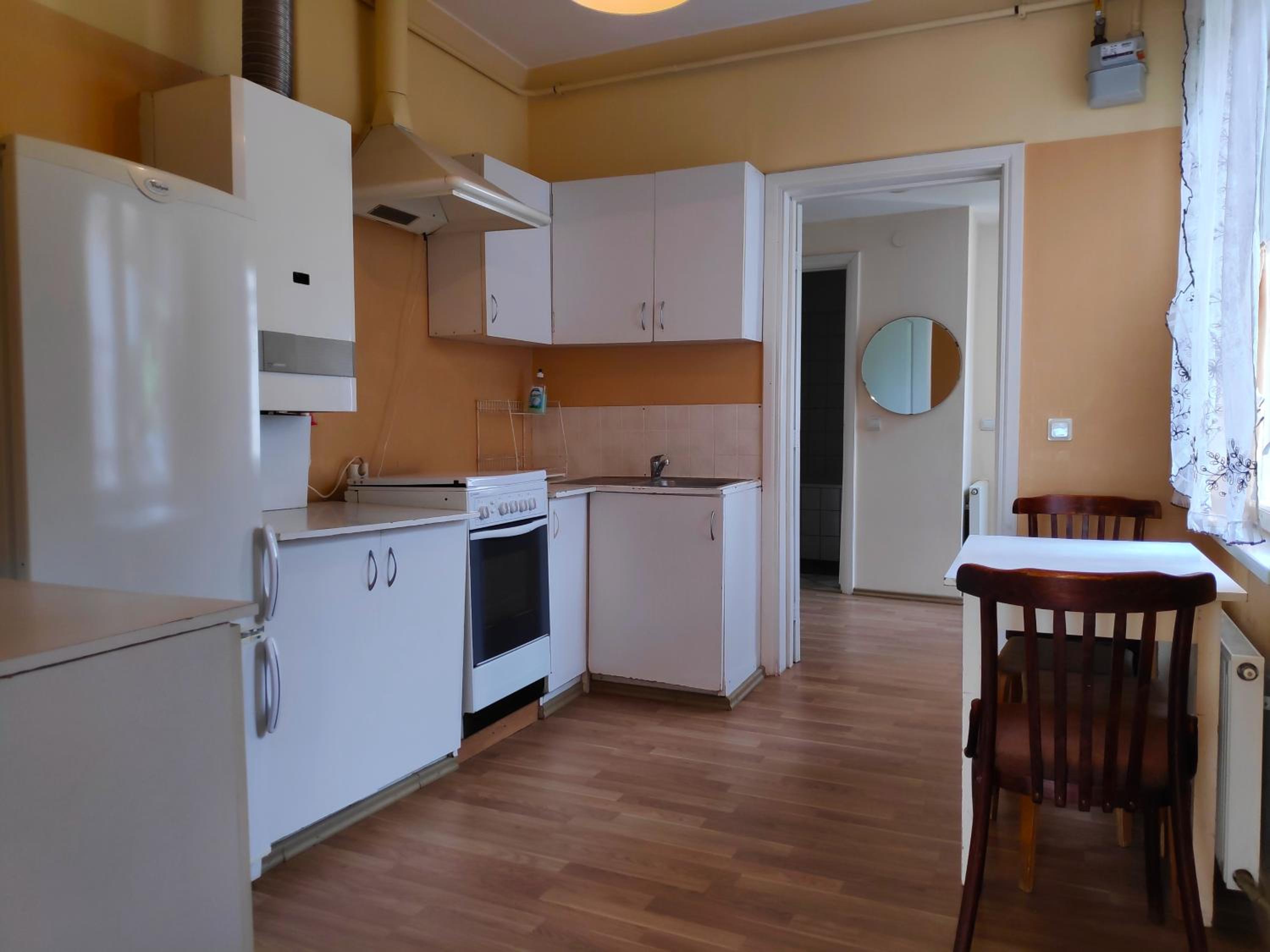 Apartment - Photo 4