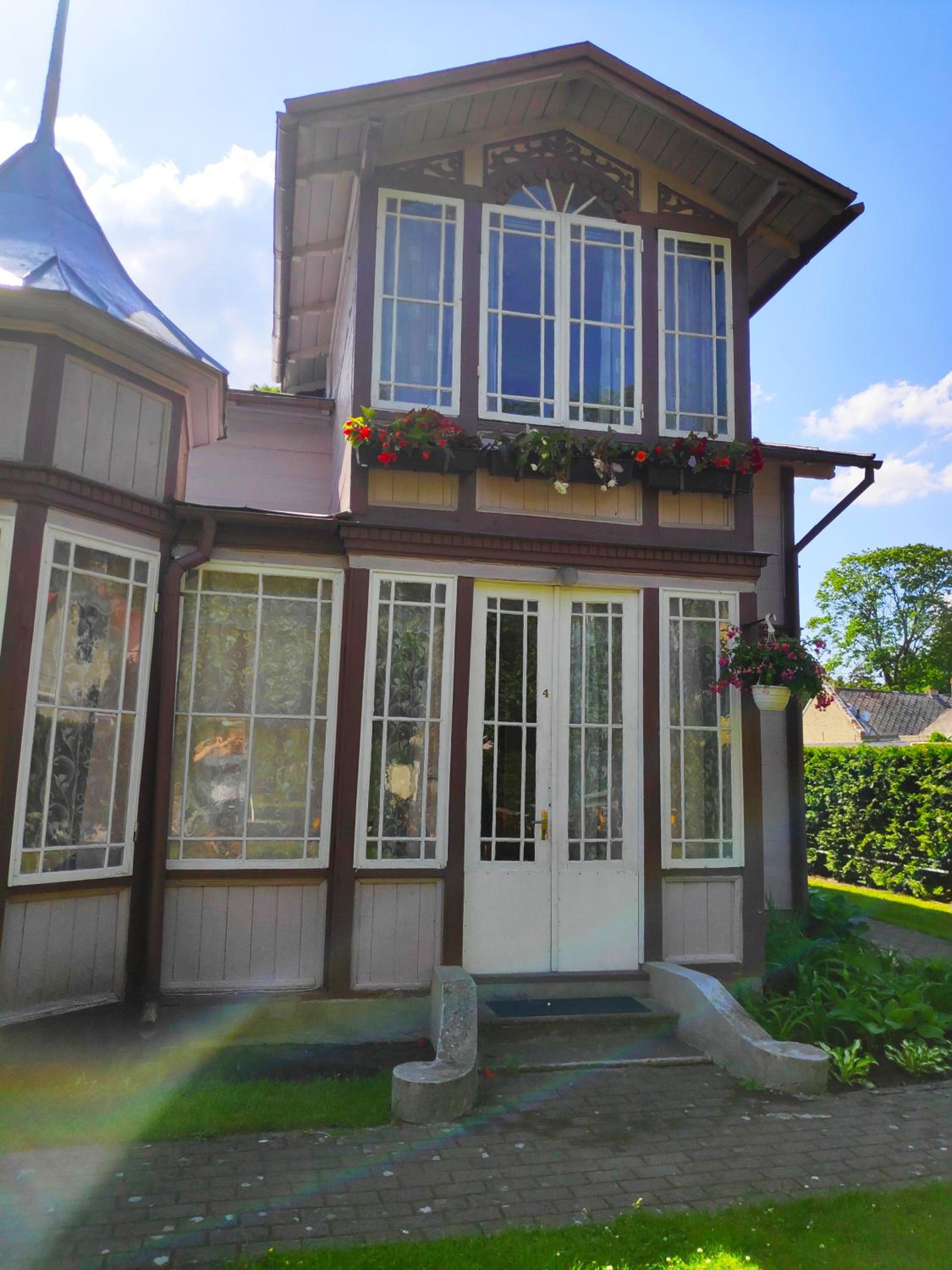Four-Bedroom Mansard  - Photo 3