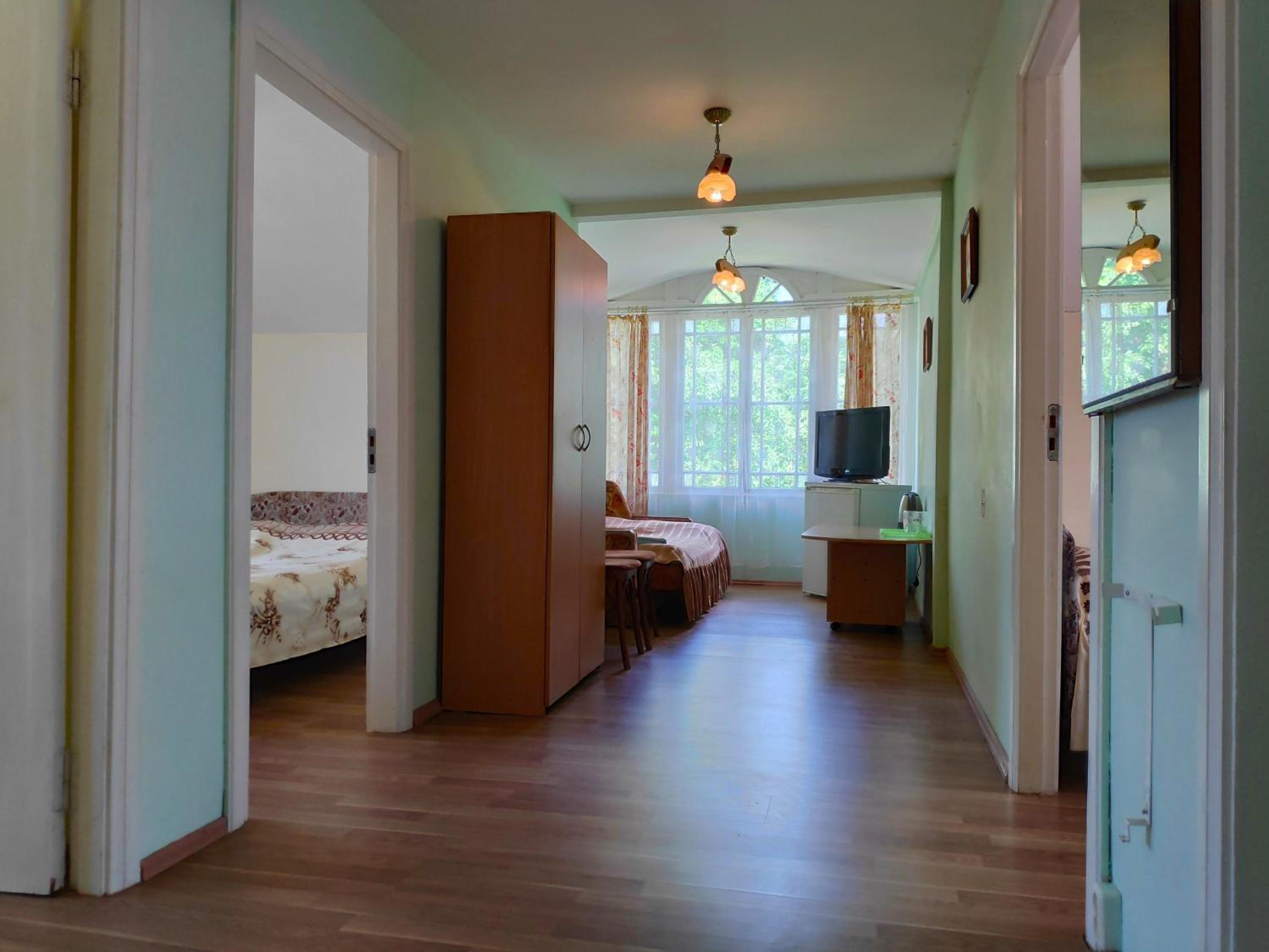 Four-Bedroom Mansard  - Photo 1