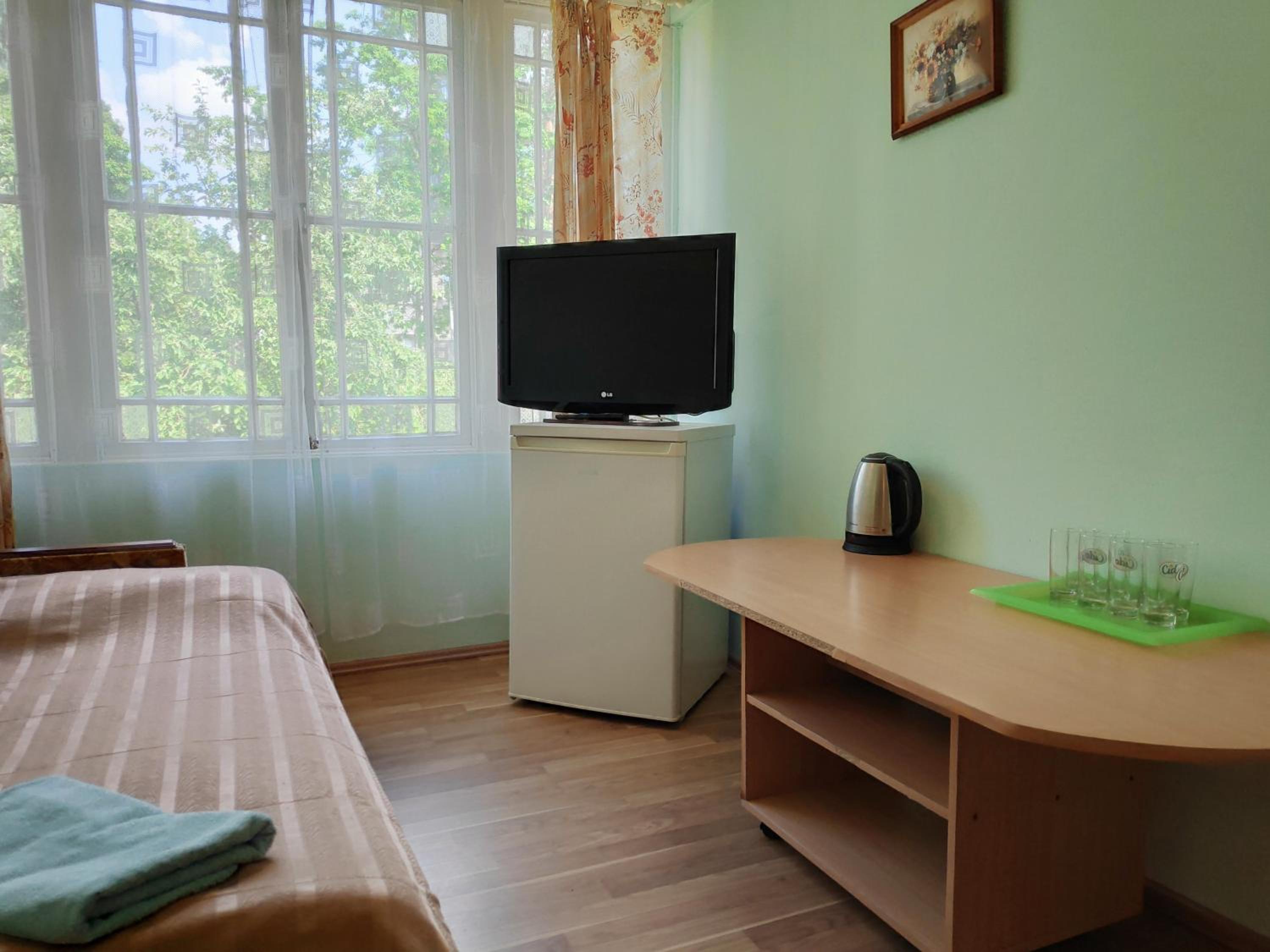 Four-Bedroom Mansard  - Photo 2
