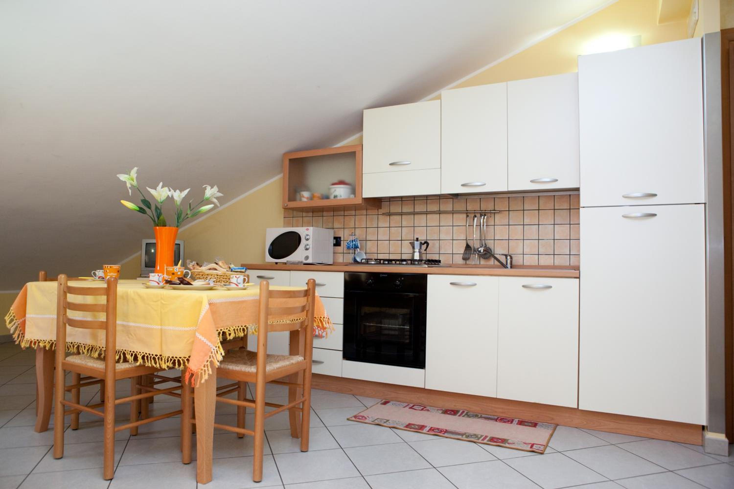 Three-Bedroom Apartment photo 3