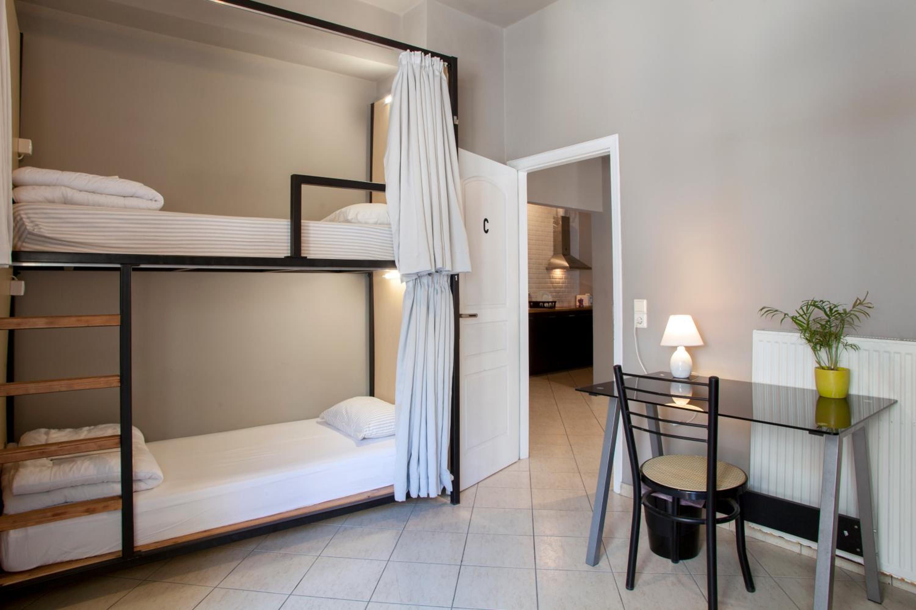 Bed in 4-Bed Female Dormitory Room photo 2