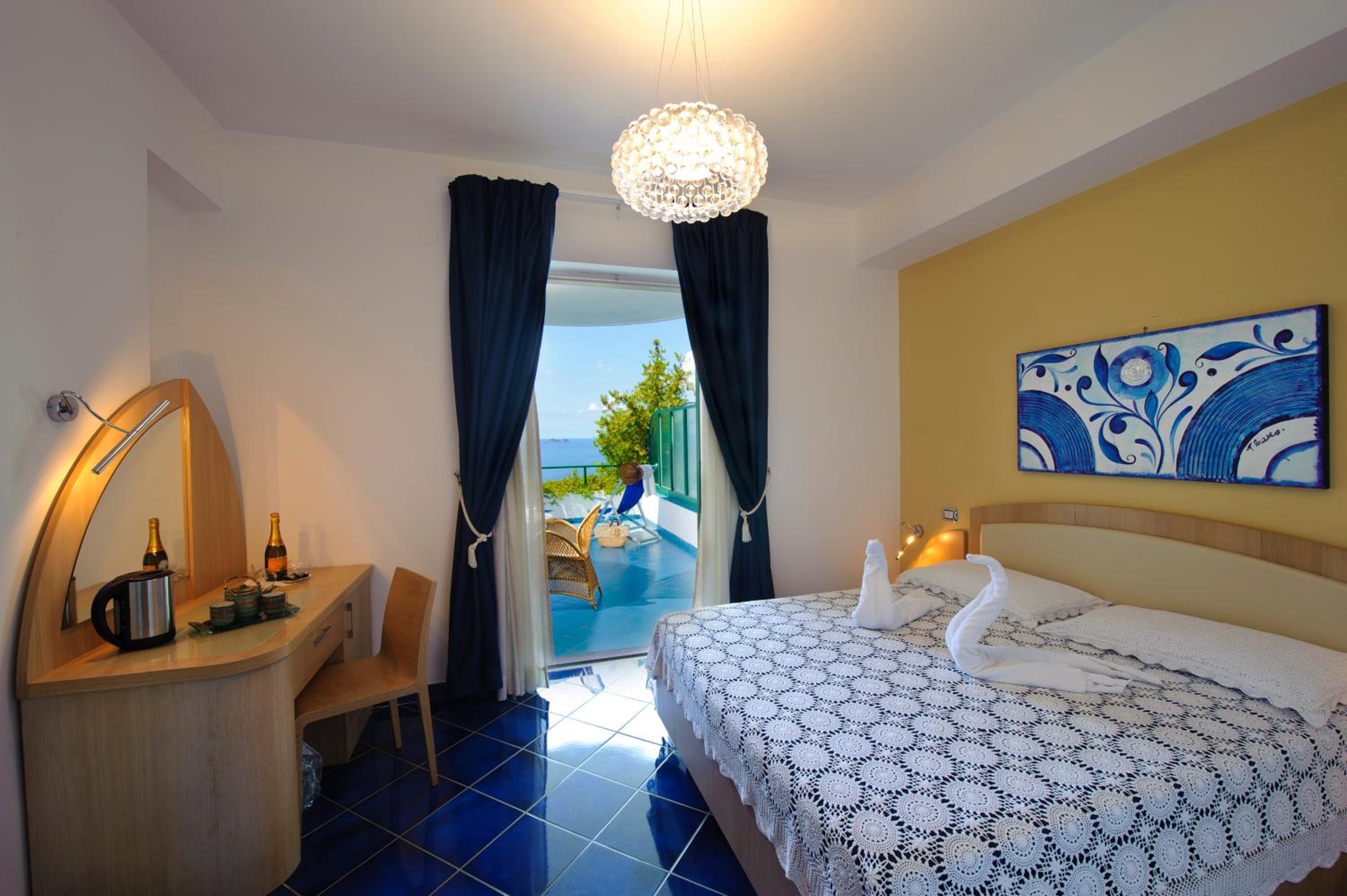 Quarto Duplo de Luxo com Terraço Privado e Vista para o Mar