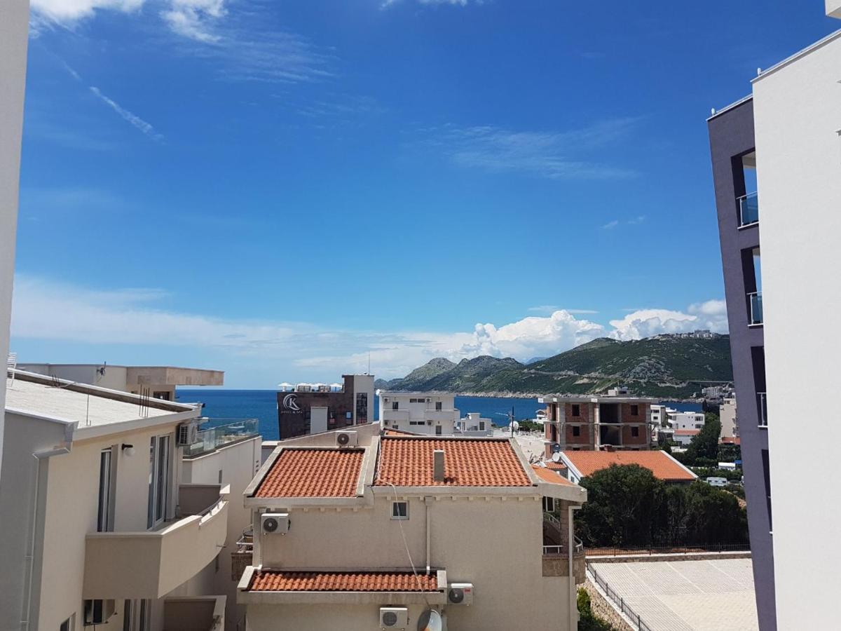 Apartment with Sea View photo 1