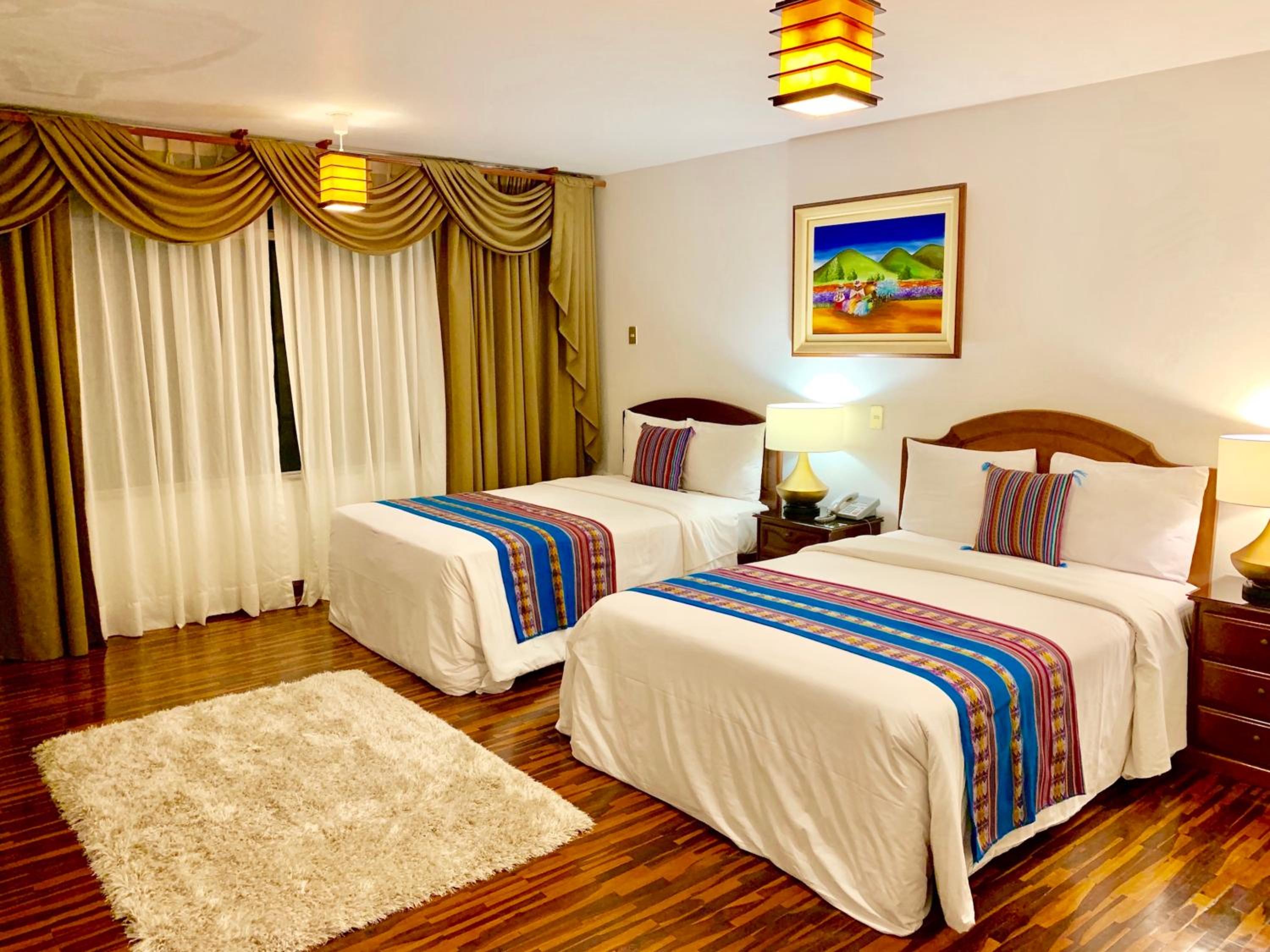 Deluxe Double Room with Two Double Beds - Photo 8