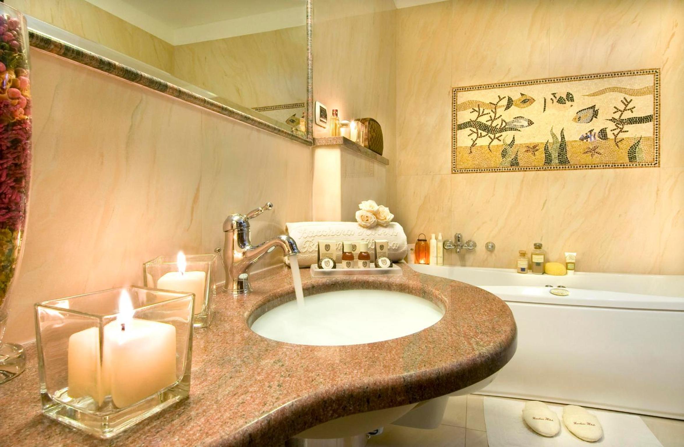 Suite with Lake View - Photo 6