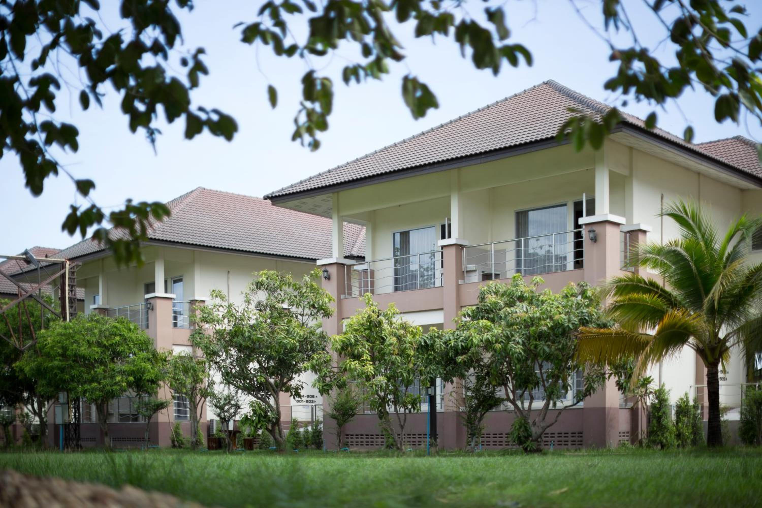 Villa - Photo 3