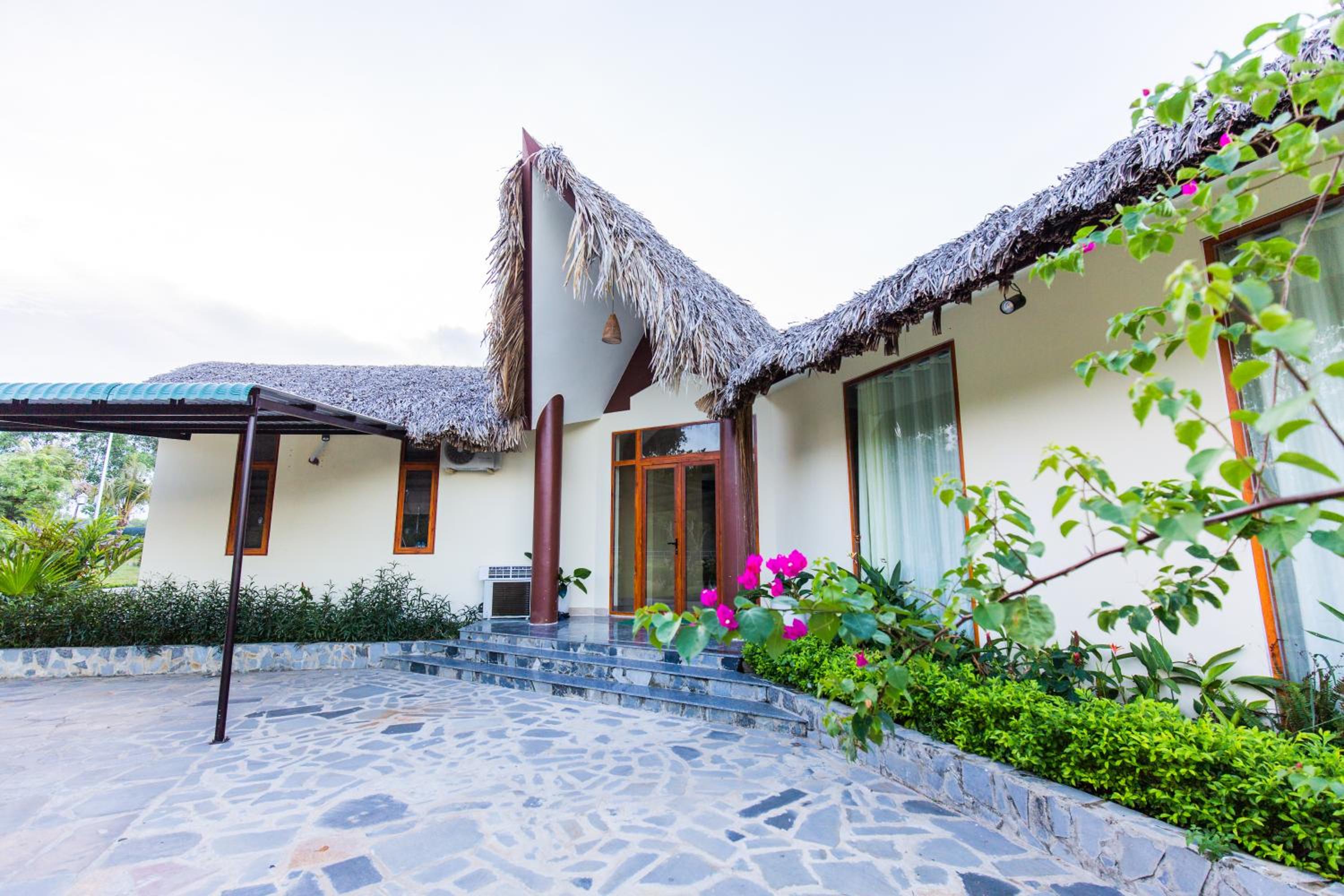 Deluxe Villa photo 2