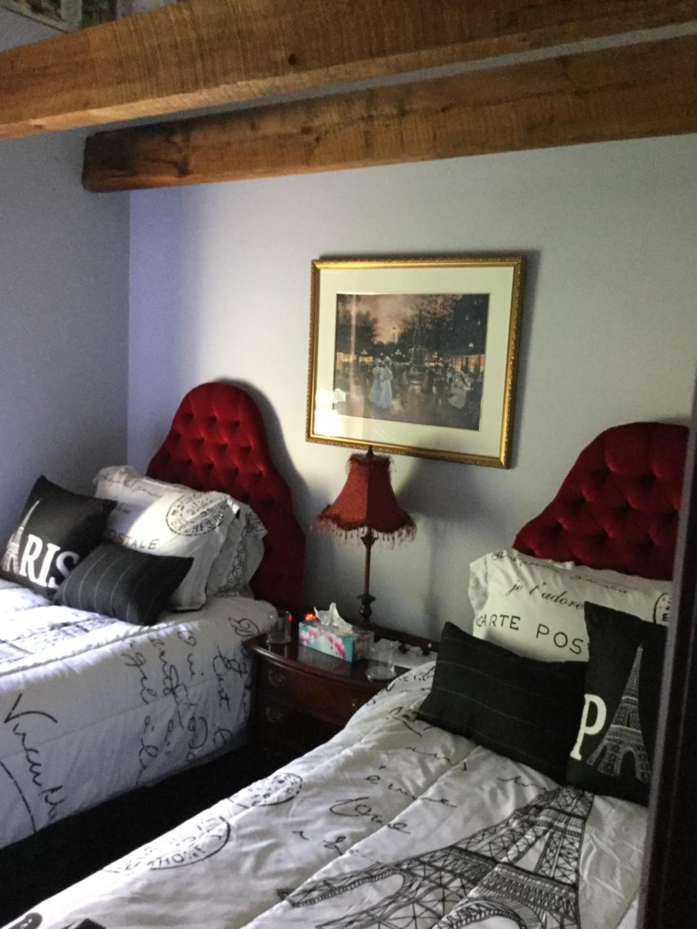 Deluxe Twin Room photo 2