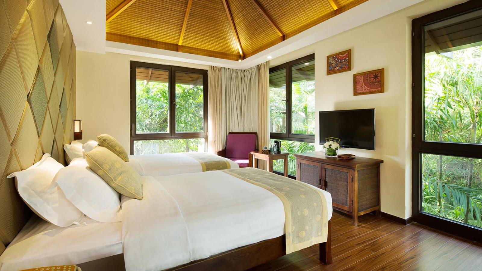 Villa With Private Pool