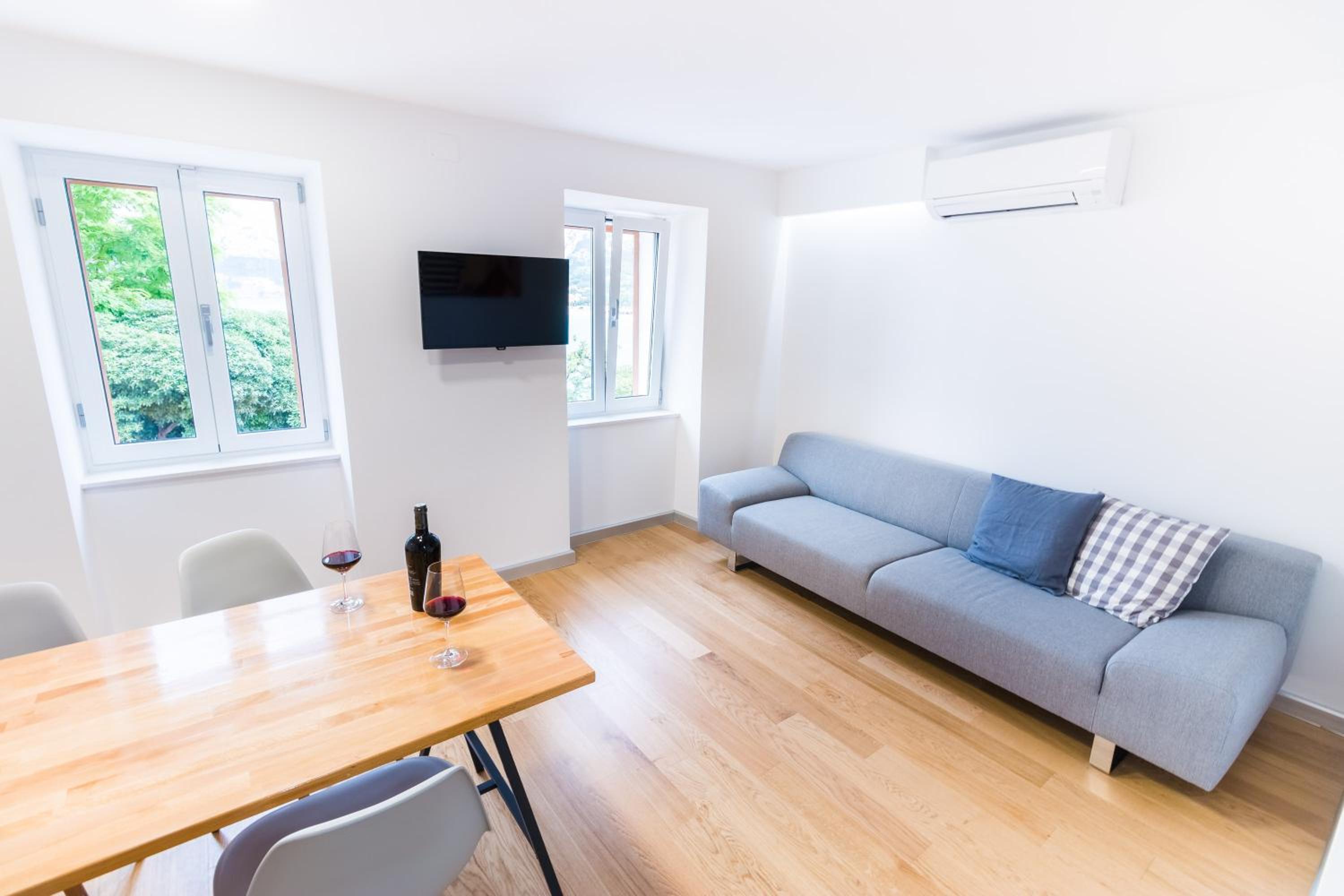 Apartment with Sea View photo 1