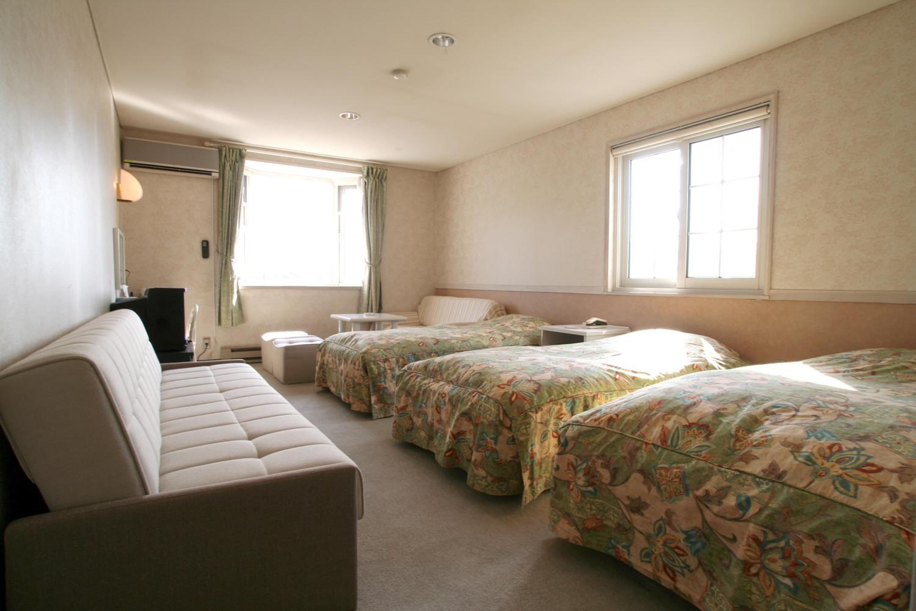 Standard Quadruple Room photo 1