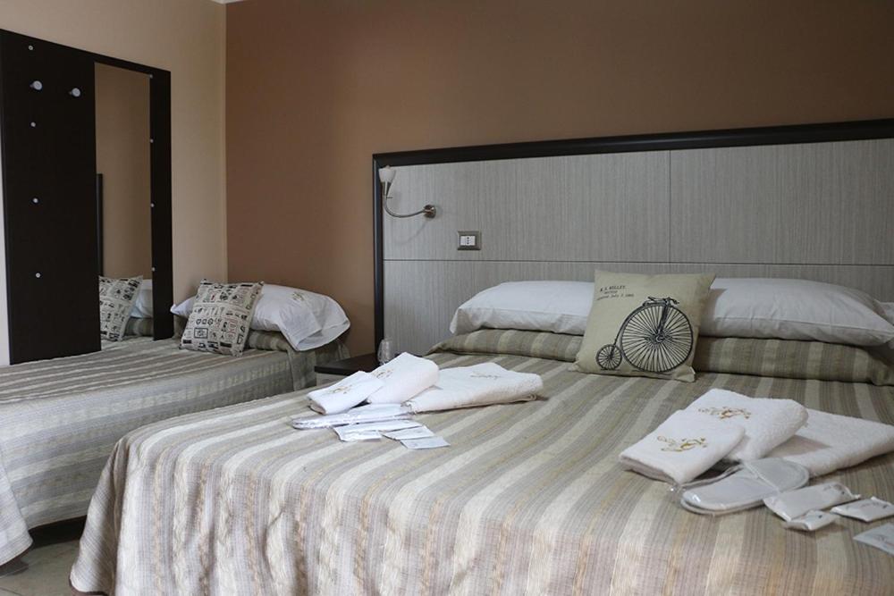 Standard Triple Room photo 3