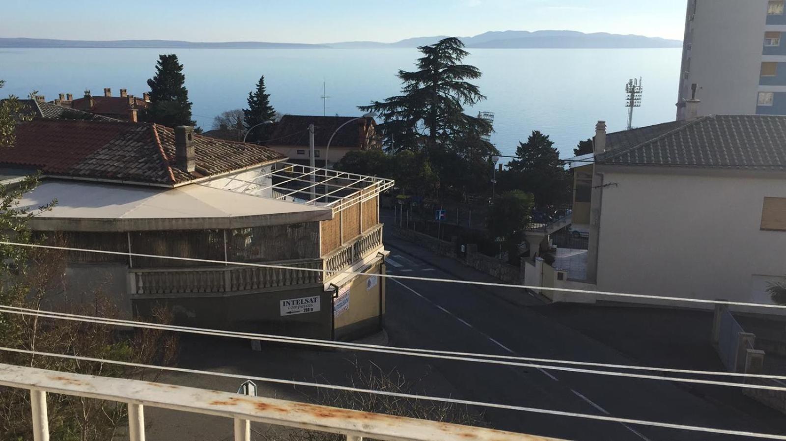 Apartment with Sea View - Photo 14