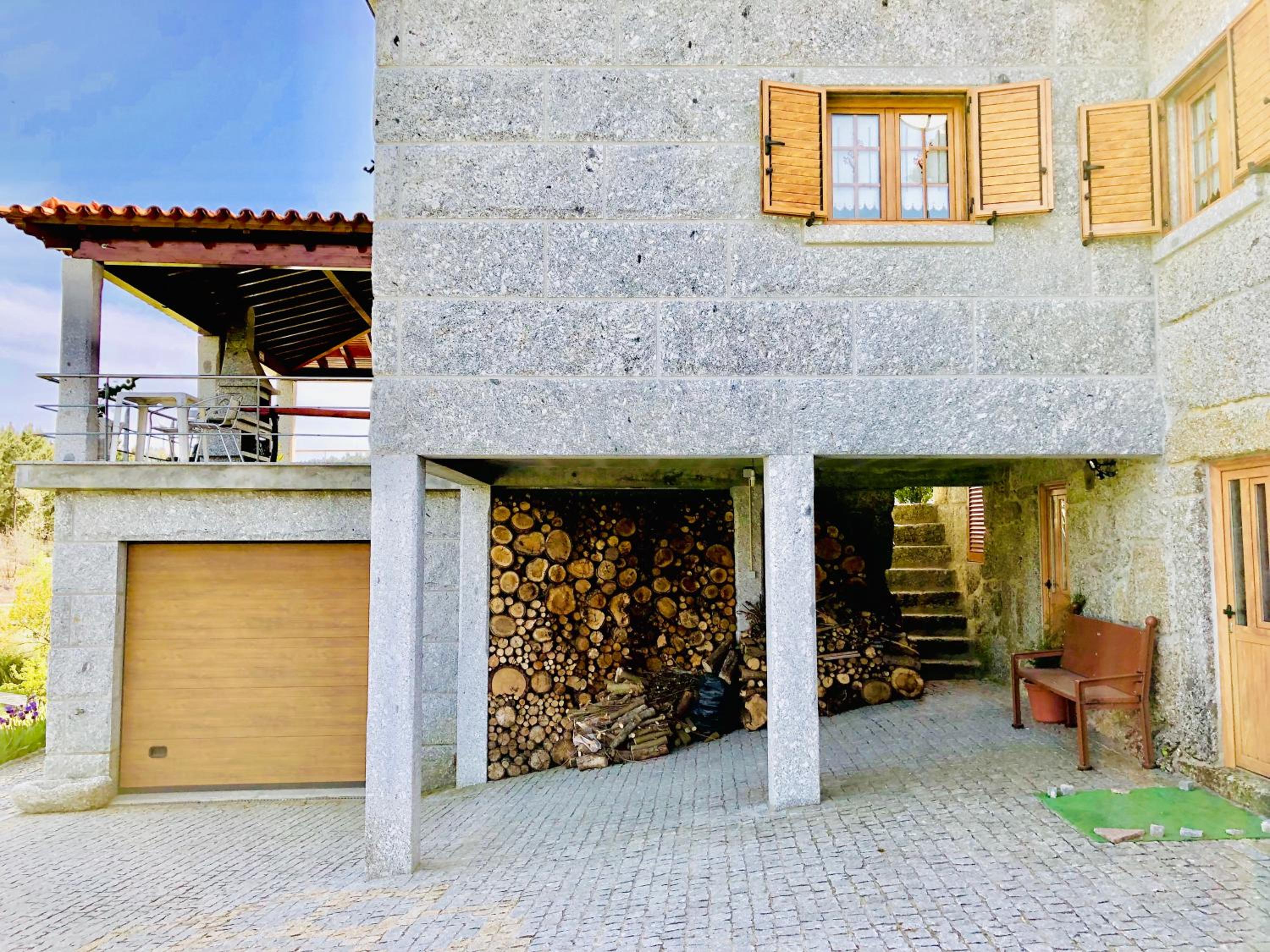 Apartment with Terrace - Photo 59